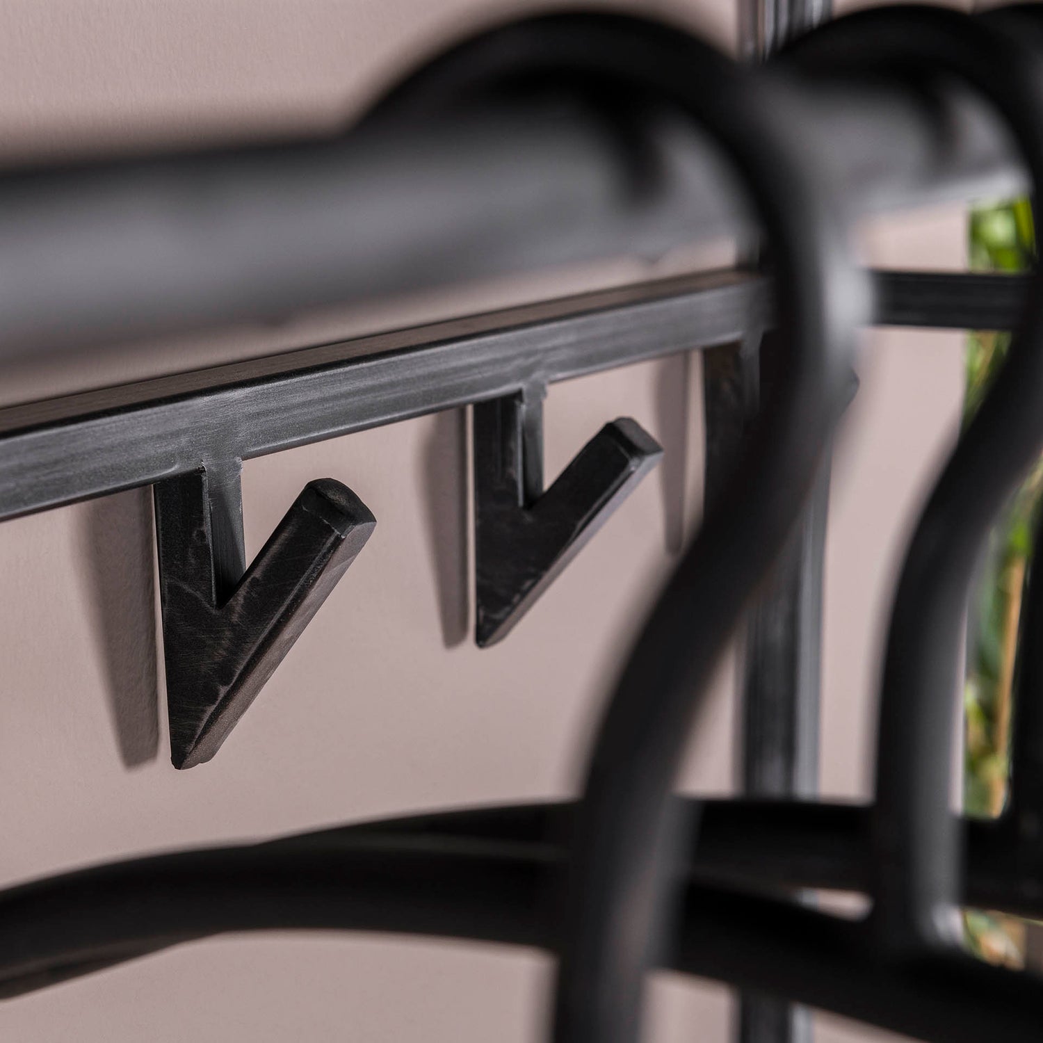 Kapstok Yucon Hoog met 12 Haken - 100x33x80 cm - Zwart - Acacia