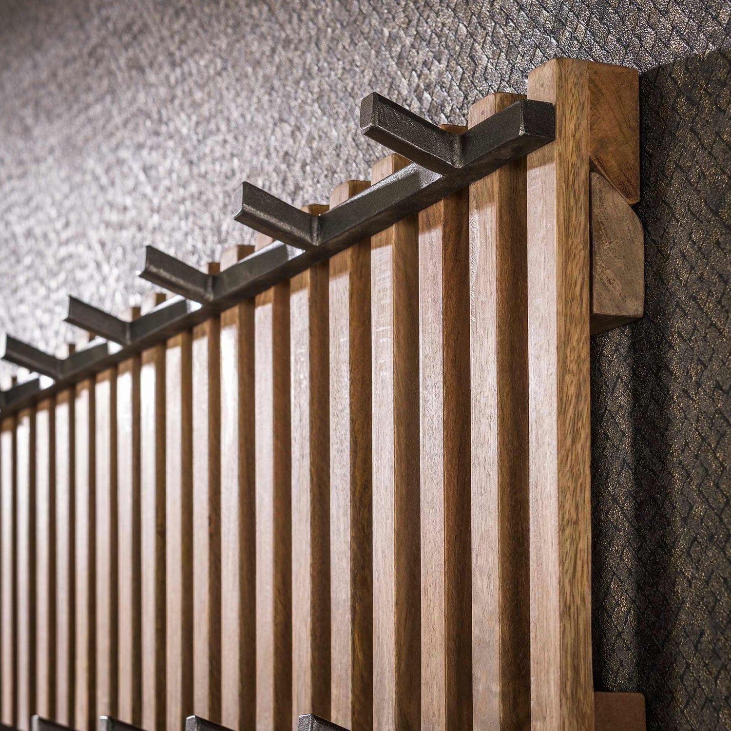 Kapstok Tweak met 13 Haken - 100x10x33 cm - Zandkleur - Mango