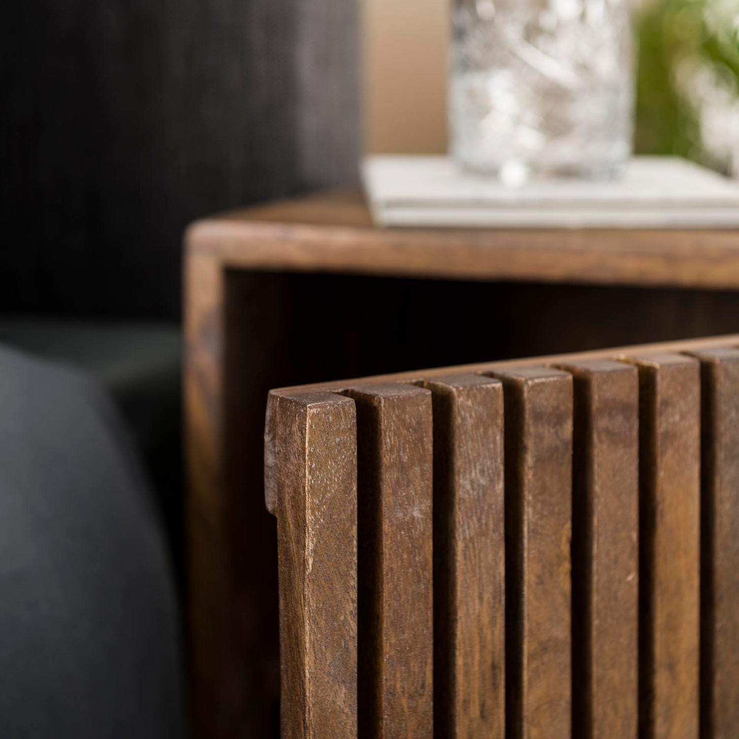 Nachtkastje Tweak - Set van 2 - 40x30x60 cm - Zandkleur - Mango