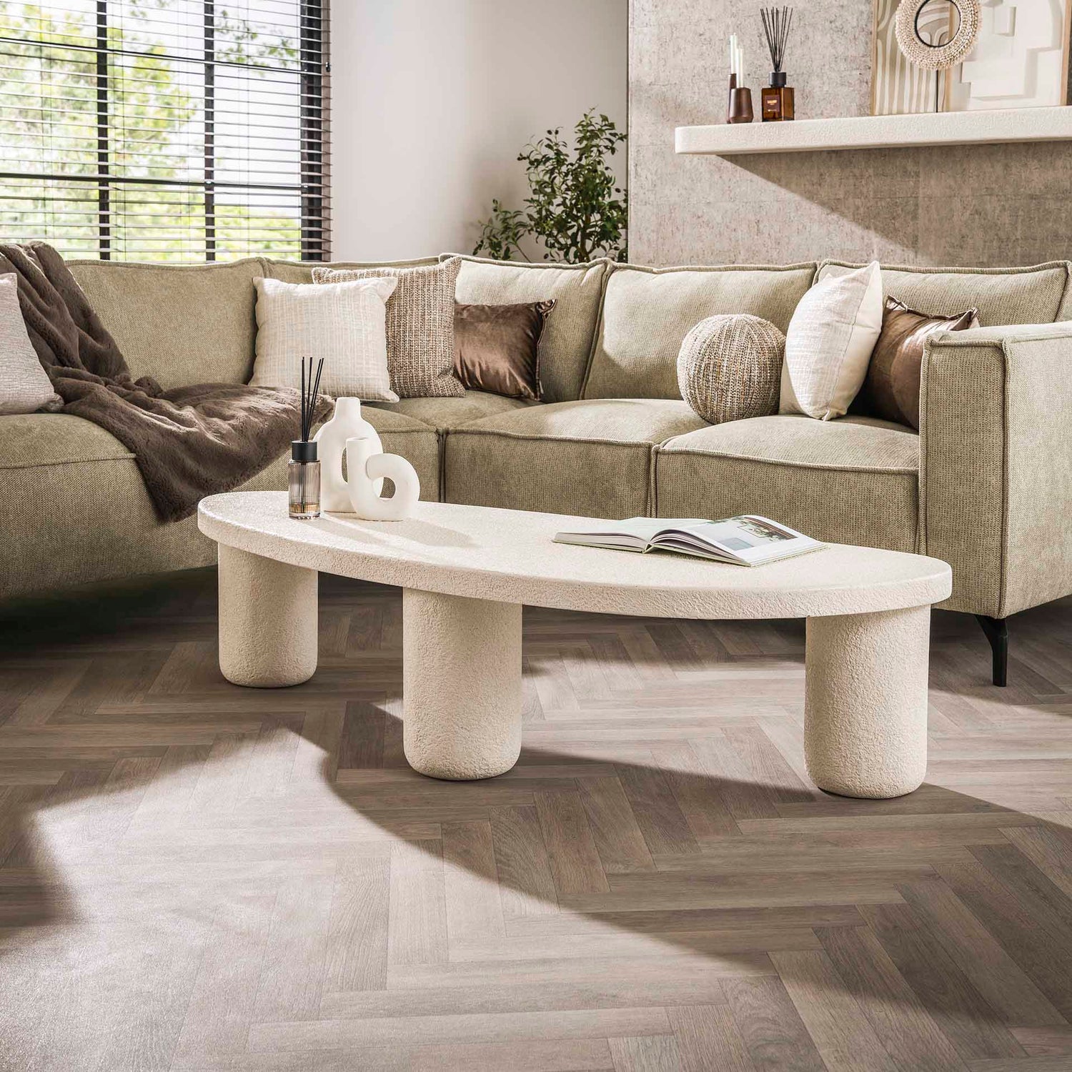 Salontafel met Kiezel Driehoek XL - 157x61x38 cm - Marmer - Composiet