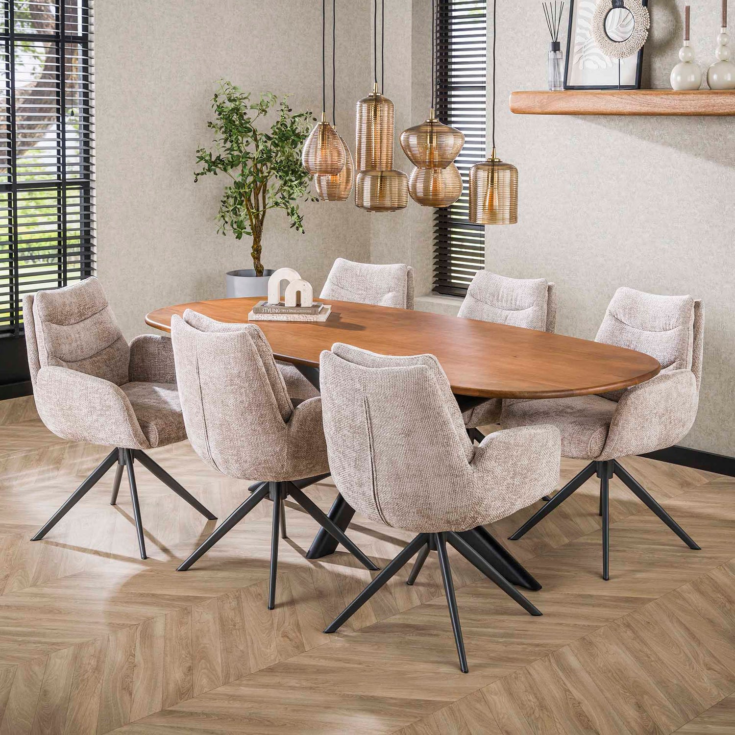 Eettafel Cliff Ovale Buis - 215x105x76 cm - Zandkleur - Mango