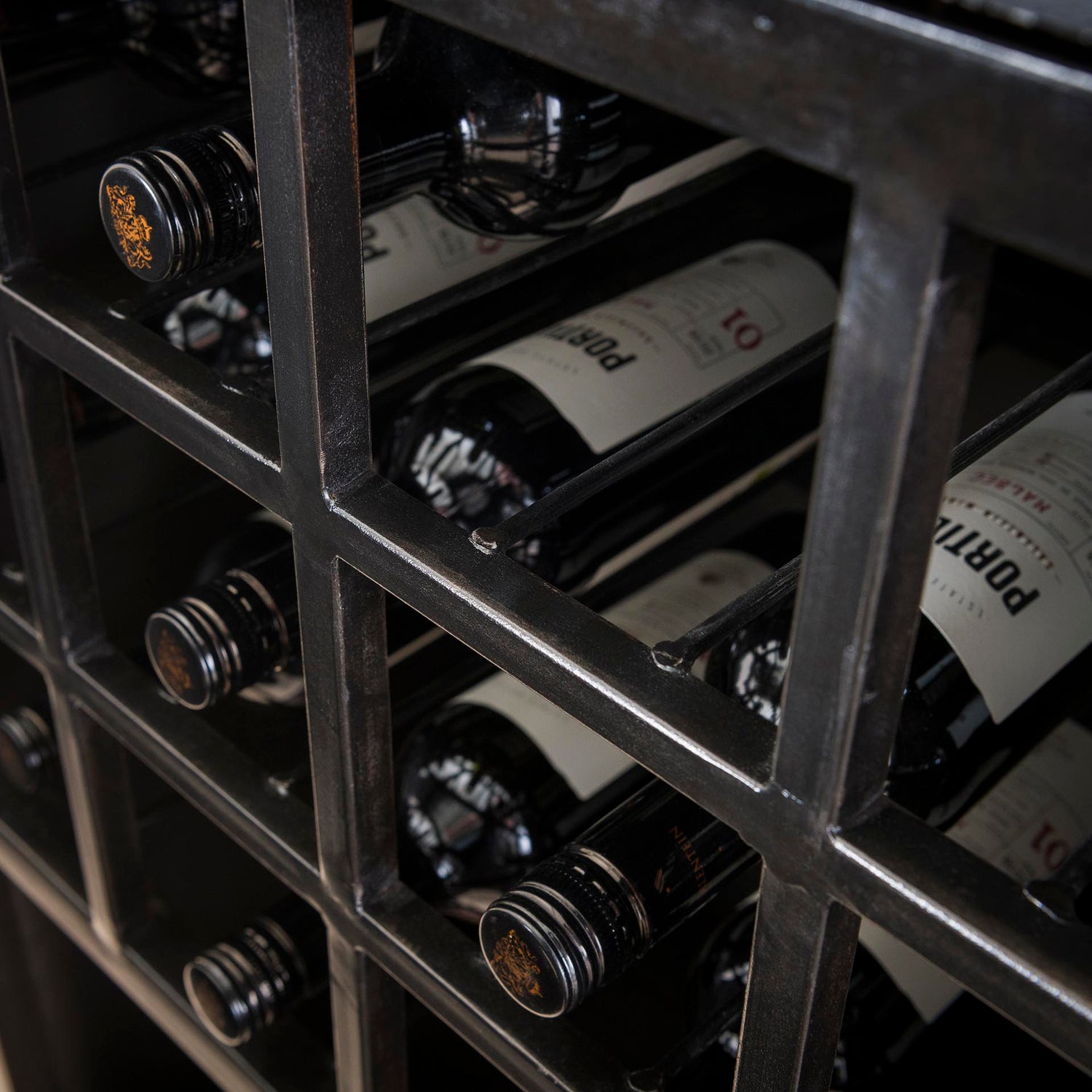 Wijnkast Ruff metal - 55x40x135 cm - Gun Metal