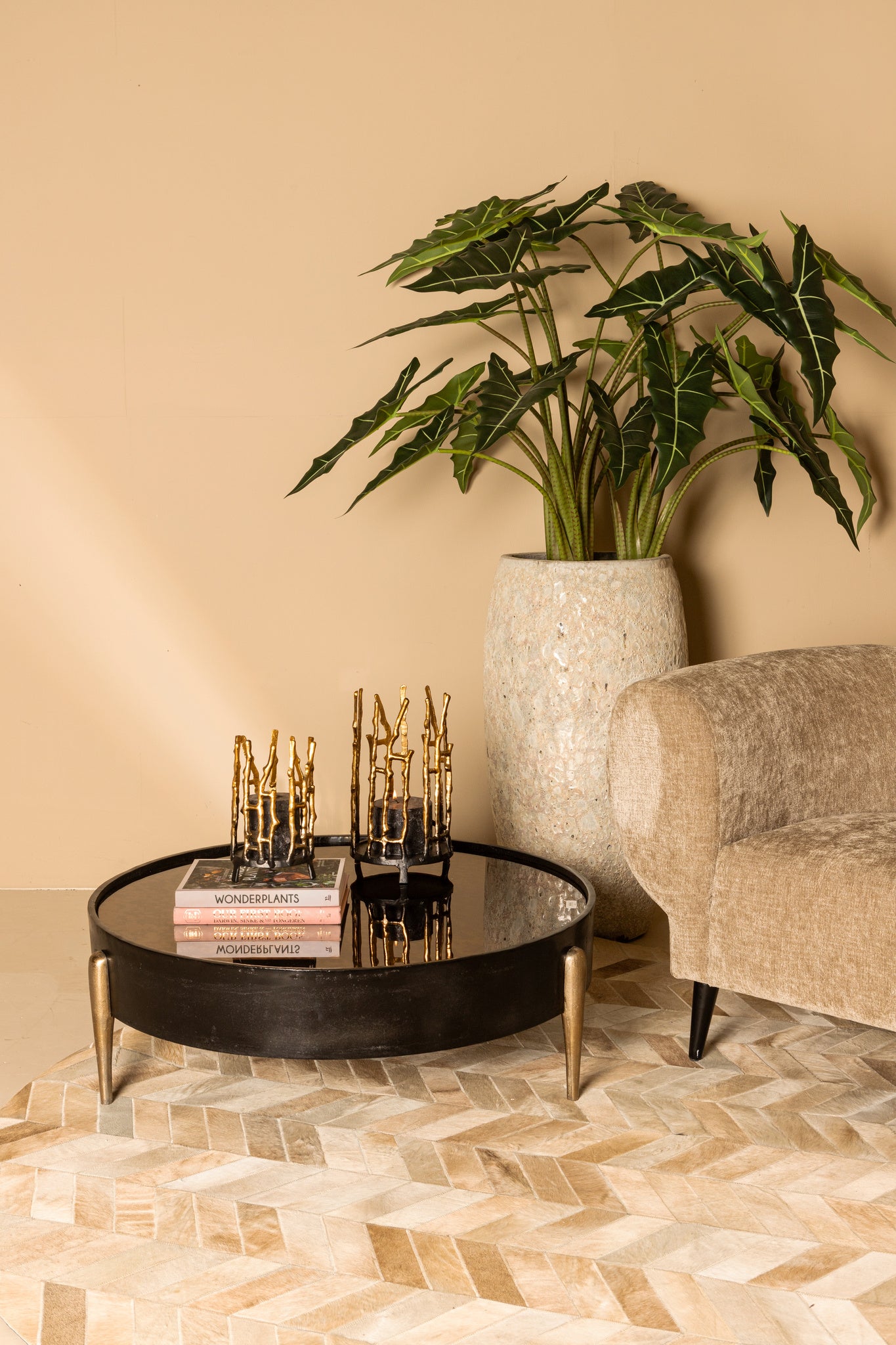 Mirror Alu Oxidised Black Coffee Table Round