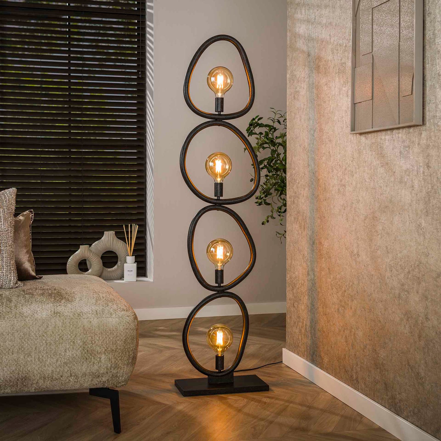 Vloerlamp Pebble met 4 lampen - 40x20x165 cm - Artic Zwart