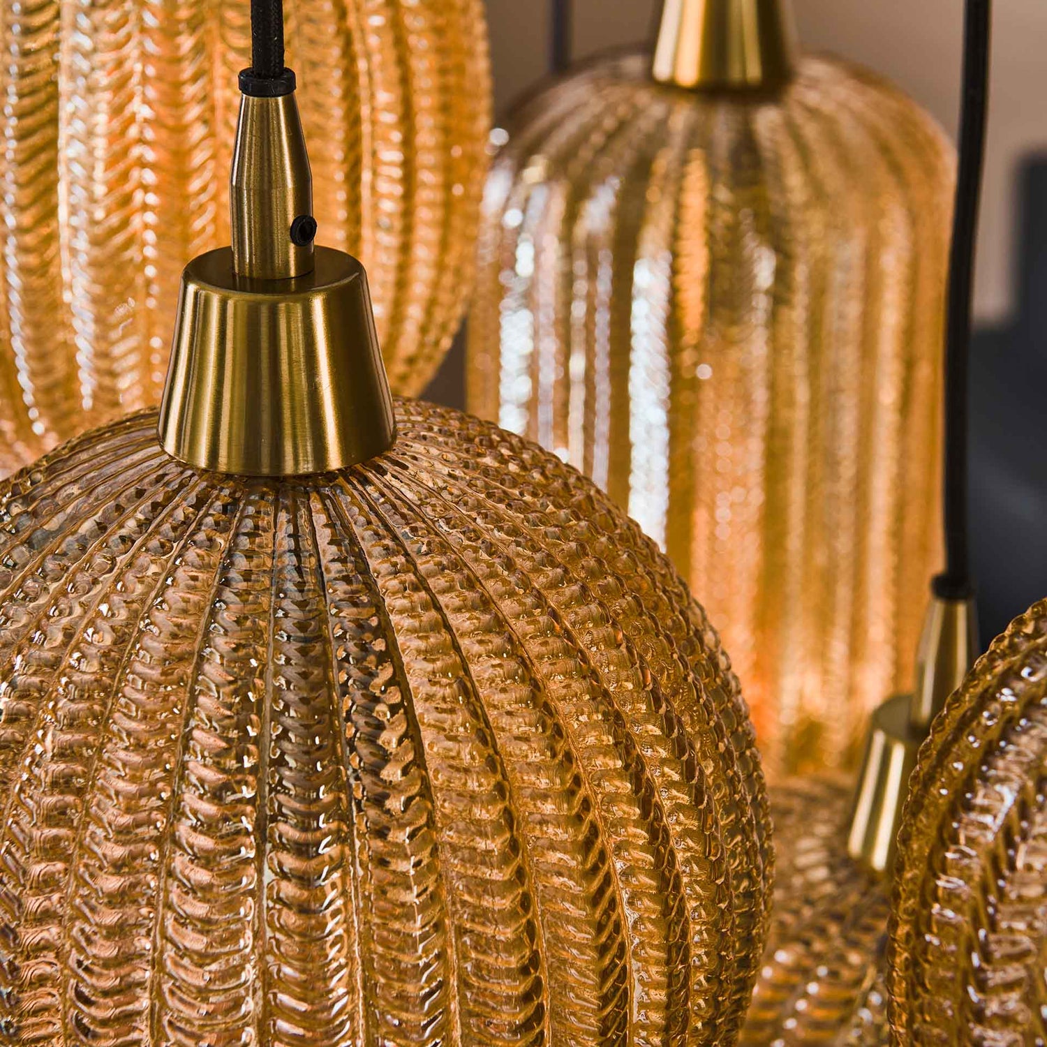 Hanglamp met 7 Lampen V-shape Pattern Mix - 95x38x150 cm - Amber - Glas