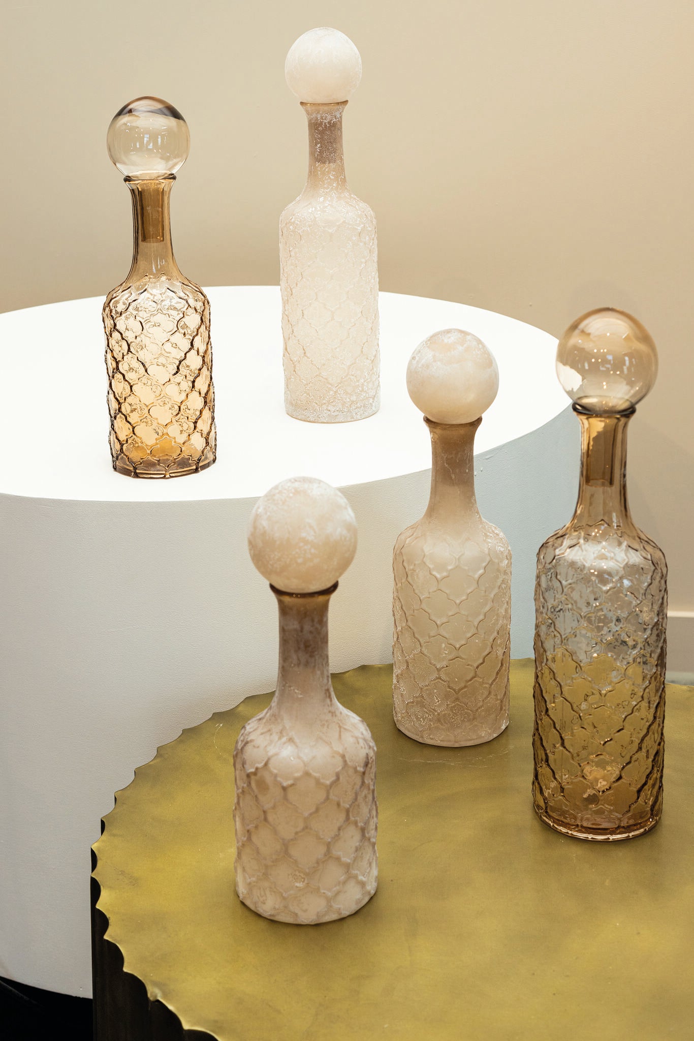 Cianna Brown Glass Bottle Round With Bal L