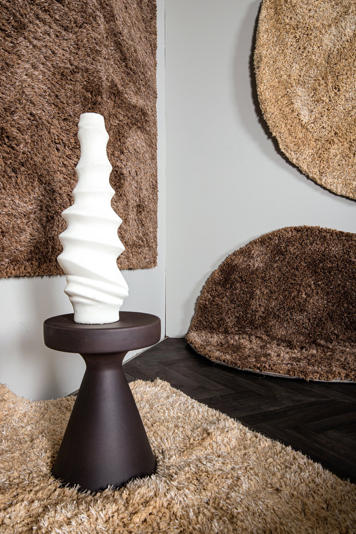 Jups Brown Fabric Handwoven Carpet Round S