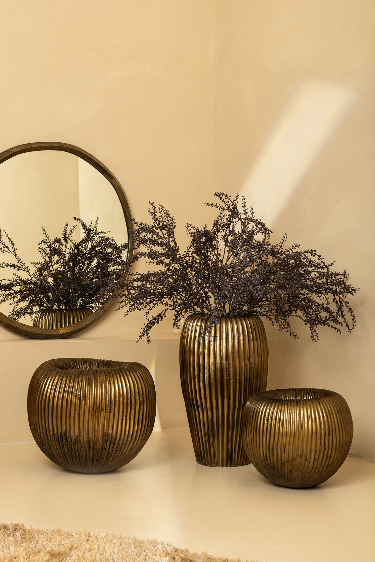 Limera Brass Alu Round Mirror Irregular Border S