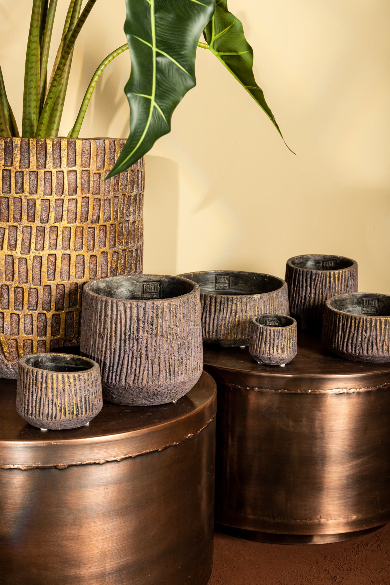 Holden Purple Cement Pot Round Gold Finish M