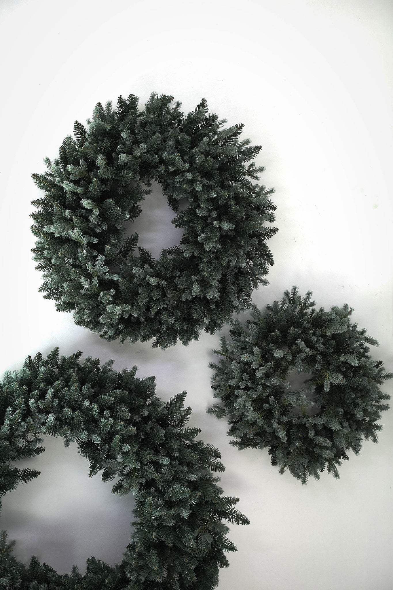 Ceriah Green PVC And PE Mix Wreath Round M