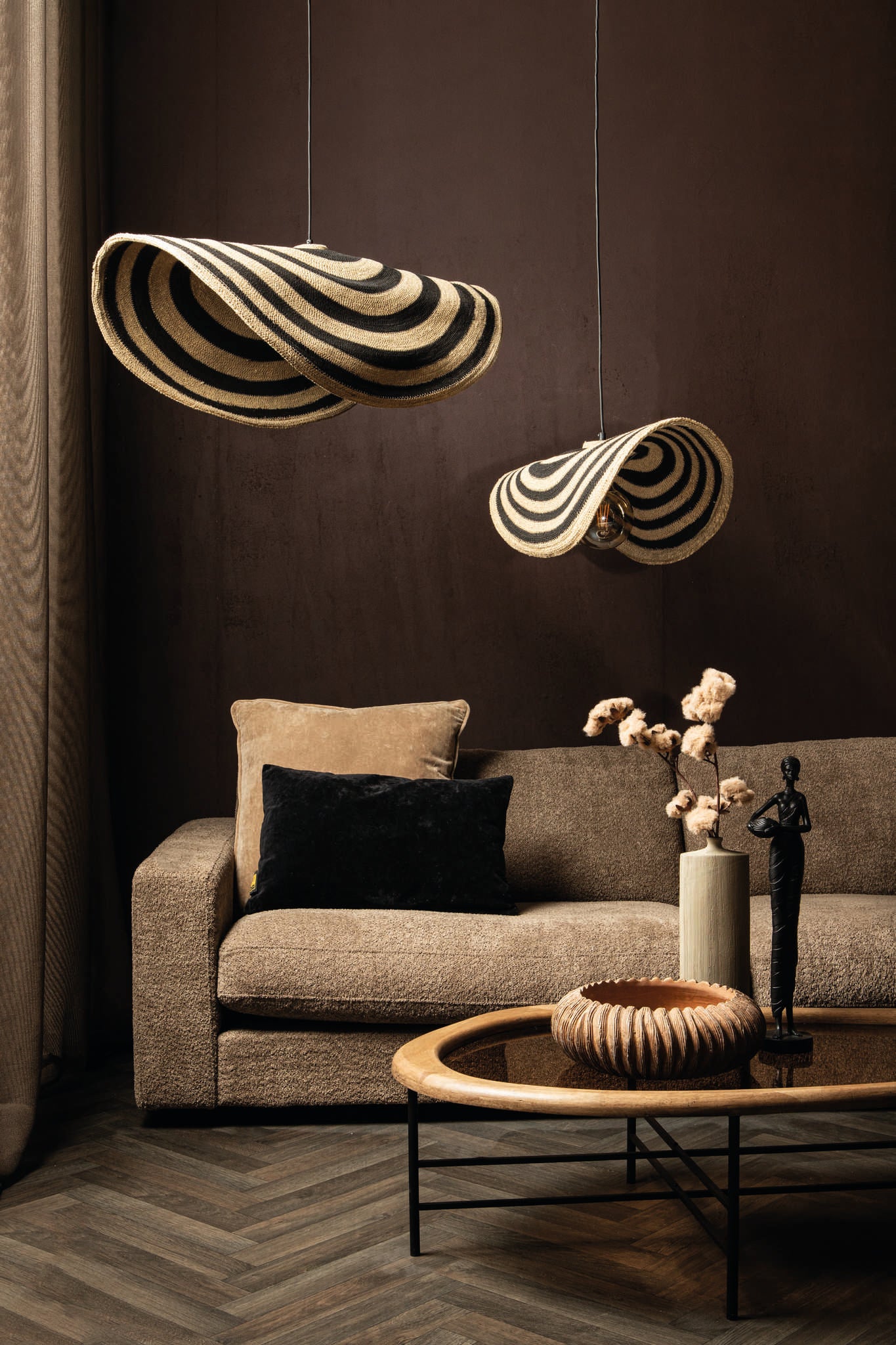 Loulou Natural Seagrass Wavy Hanging Lamp L