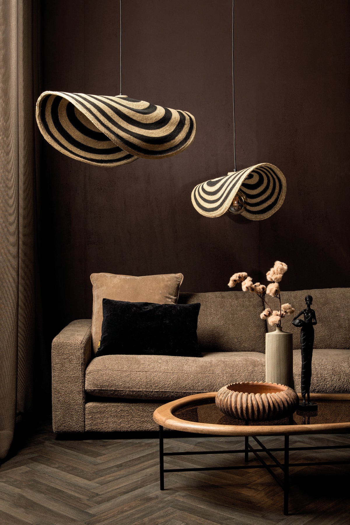 Loulou Natural Seagrass Wavy Hanging Lamp L