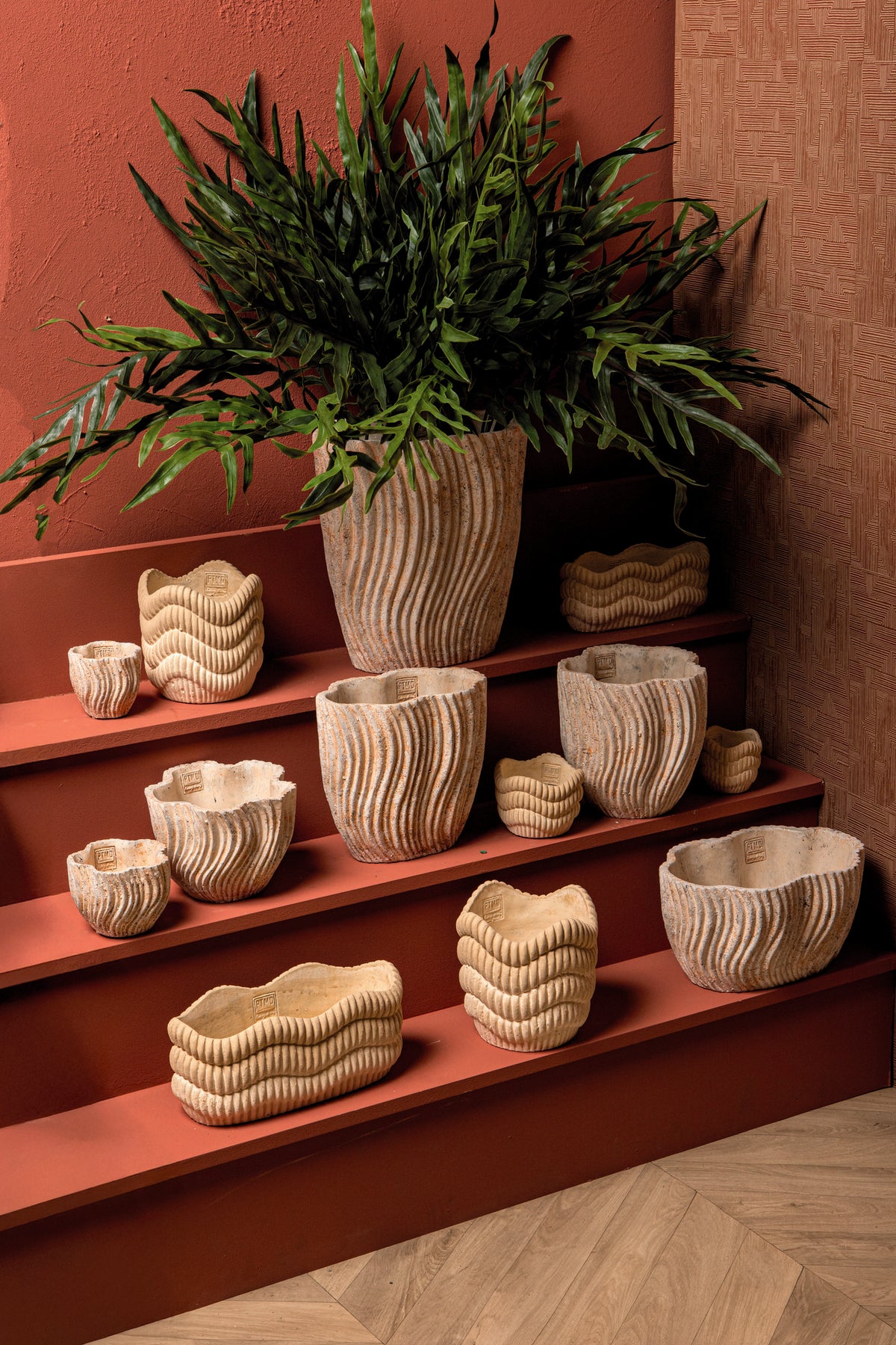 Robbien Cream Cement Oval Pot Wavy Lines High S