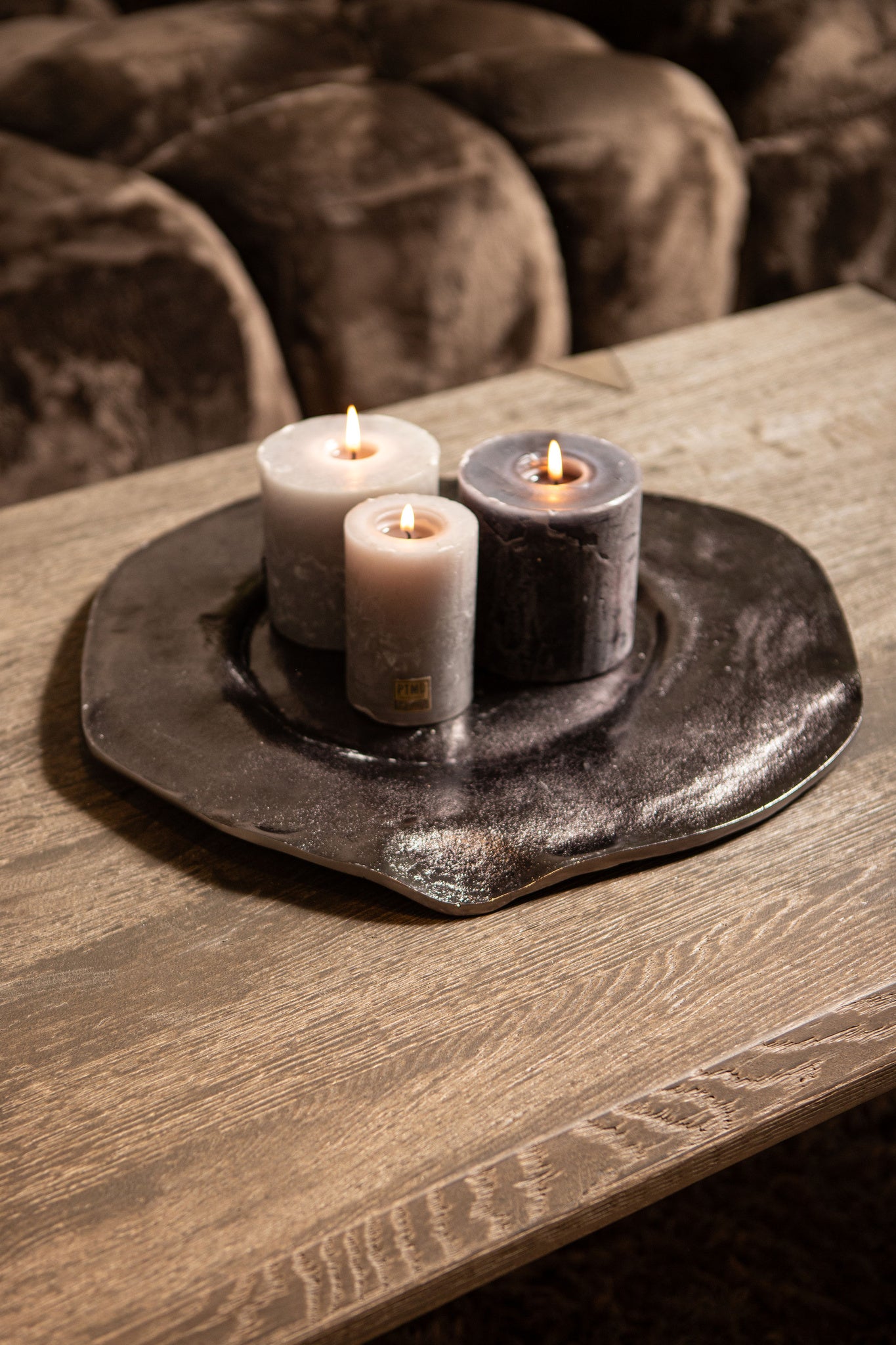 Linke GunMetal Aluminum Wavy Organic Plate L
