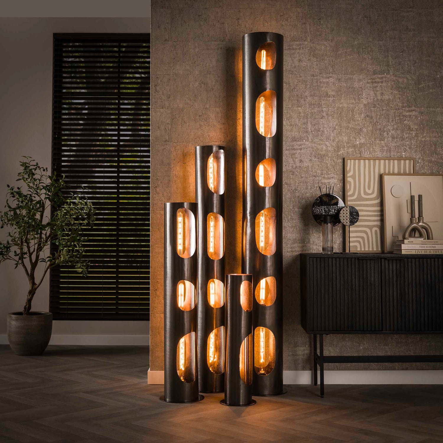 Vloerlamp Ø20 Organic Cylinder - 20x20x71 cm - Zwart Nikkel