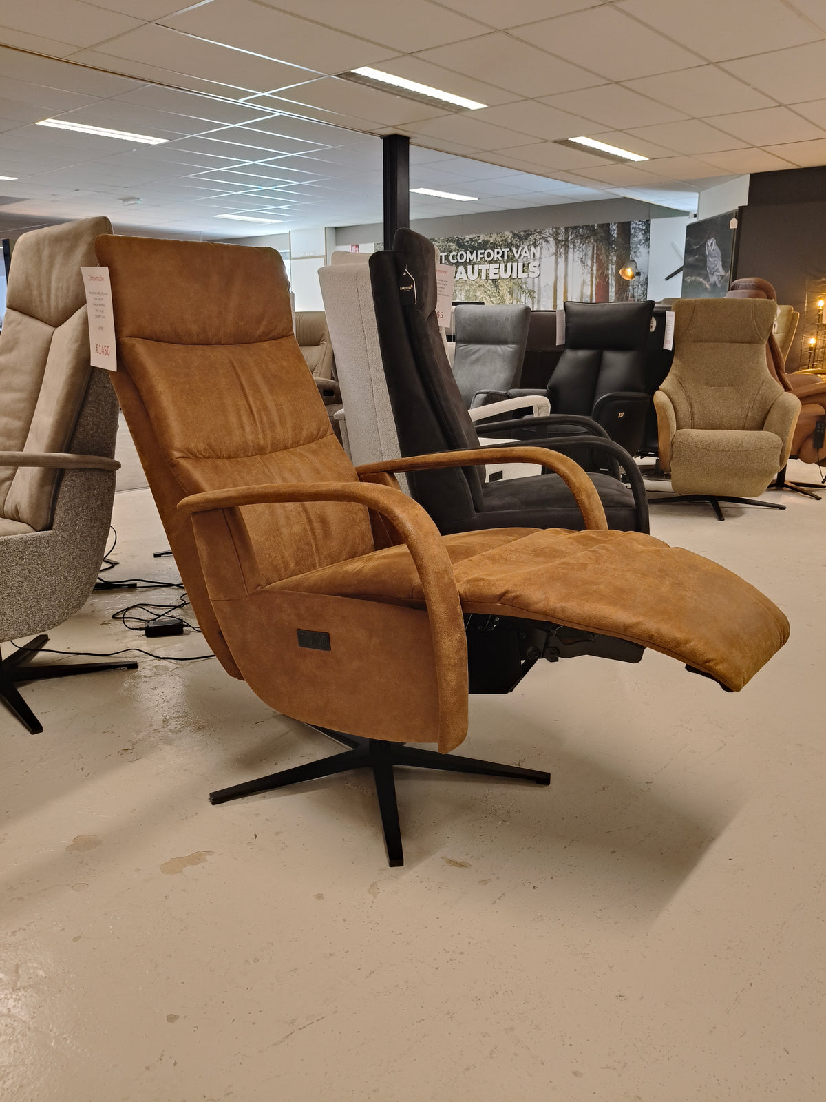 Relaxfauteuil Cadillac Xtra-Large - Paola Camel 09 - Elektrisch verstelbaar