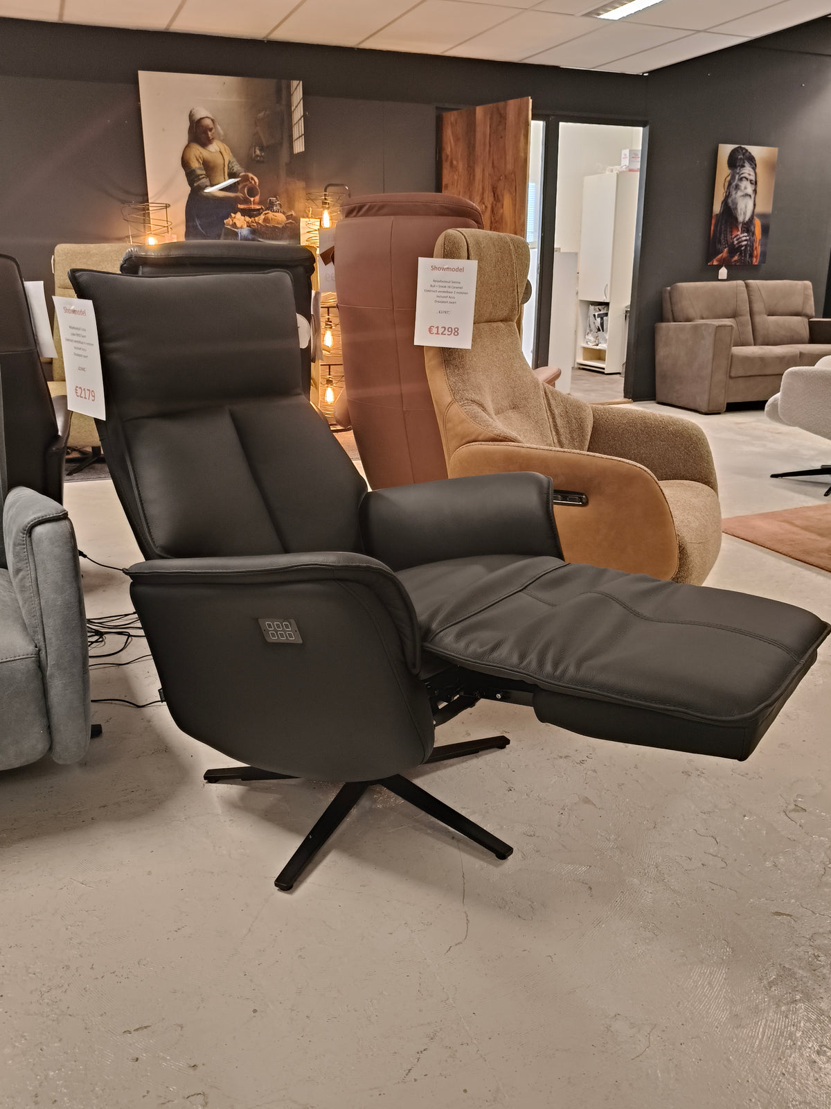 Relaxfauteuil Lusso - Zwart leder - Elektrisch 4 motoren - Incl. Accu