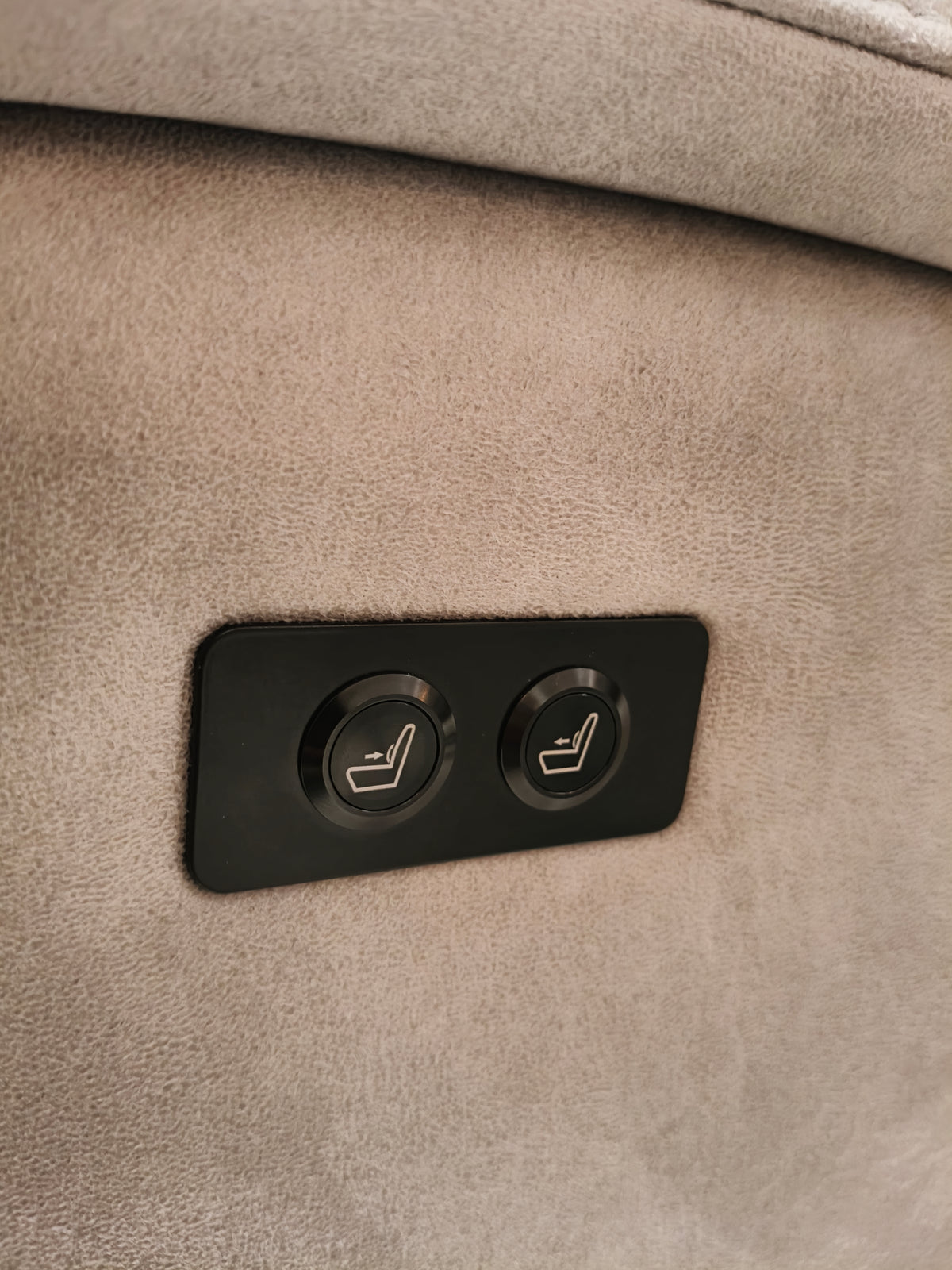Relaxfauteuil Cadillac Medium - Paola 60 Light Grey - Elek. 2 mtr + lende- + hoofdsteun - Incl. Accu