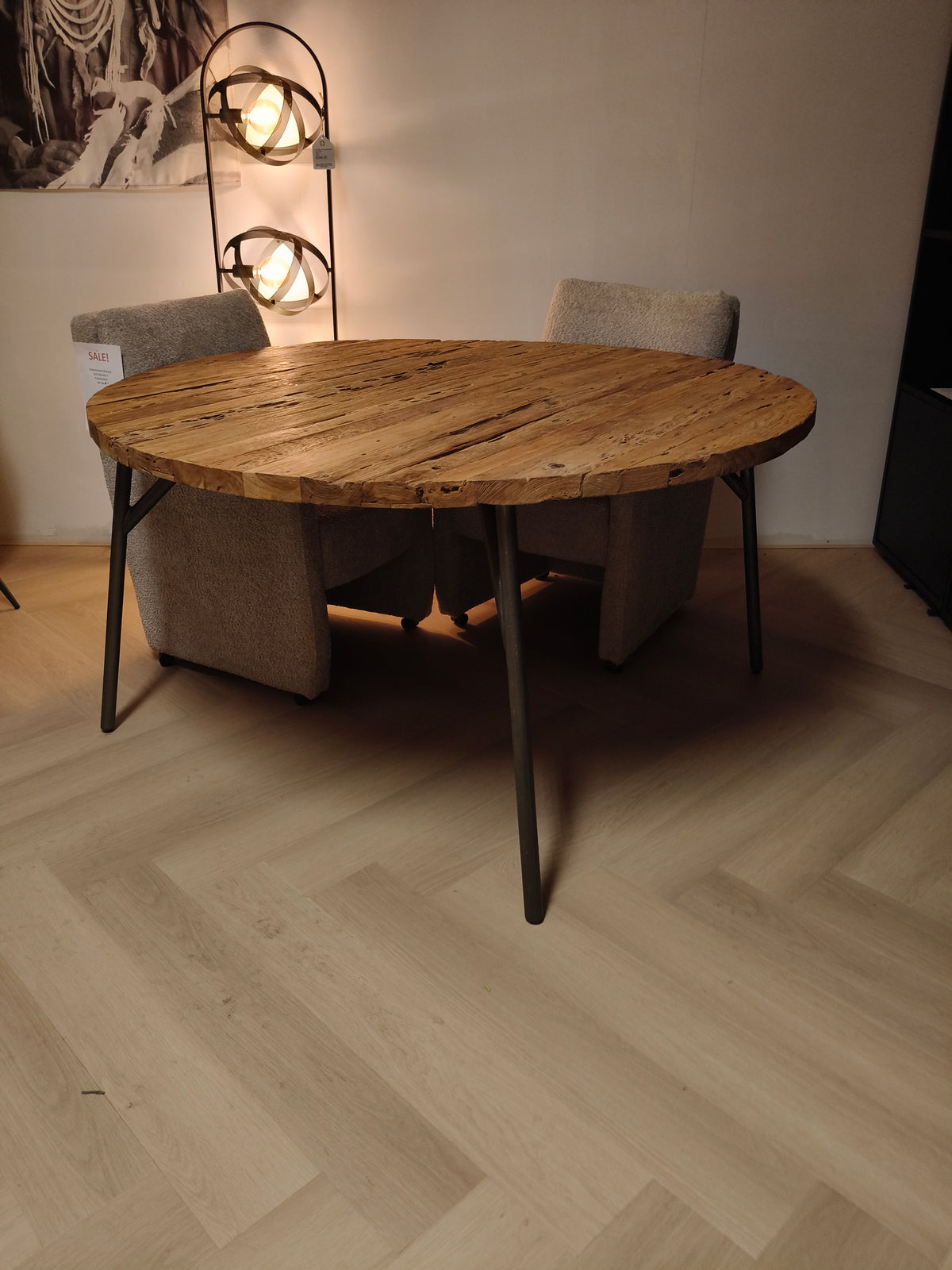 Eettafel Vriezenveen - Robuust hardhout - Ø150 cm rond - Poten gunmetal