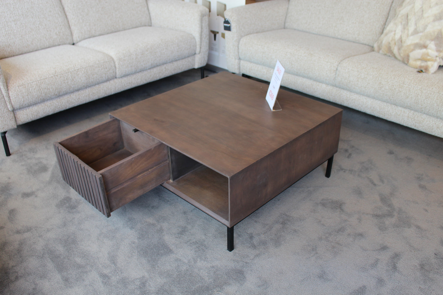 Salontafel Madison Walnut 80x80cm
