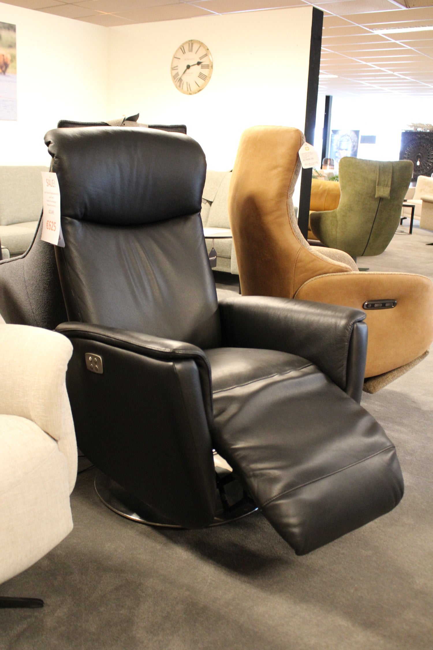 Hjort Knudsen Relaxfauteuil 4525 - Leer zwart - Elektrisch verstelbaar