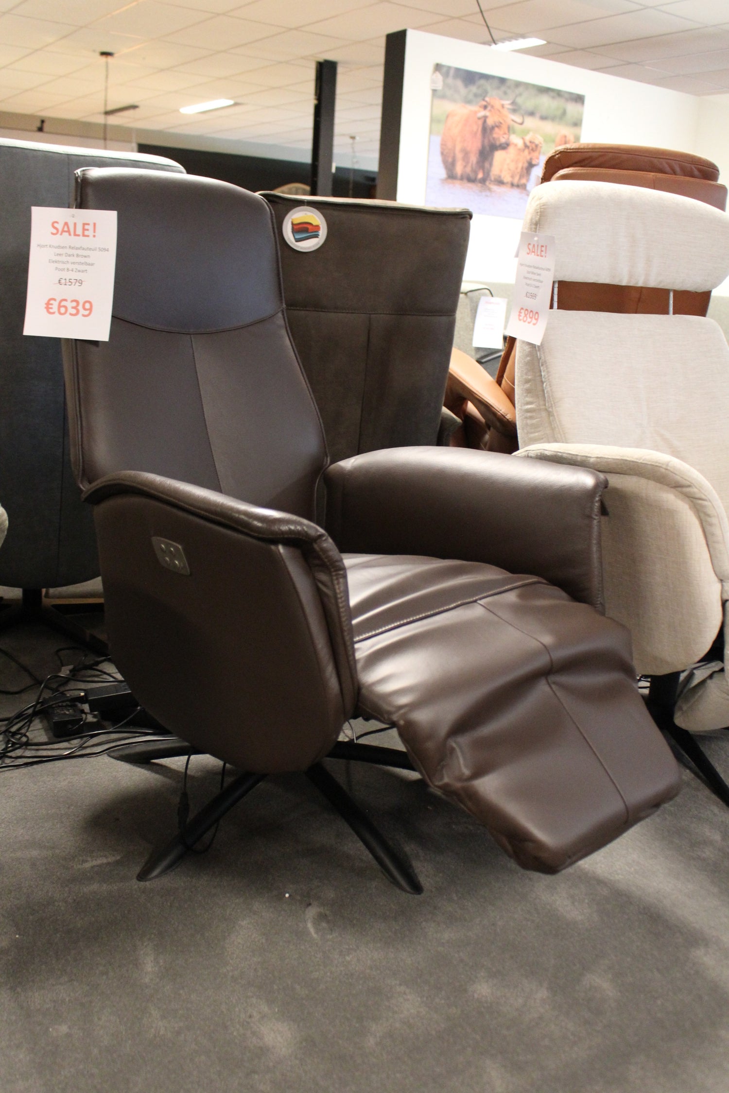 Hjort Knudsen Relaxfauteuil 5094 - Leer Dark Brown - Elektrisch verstelbaar