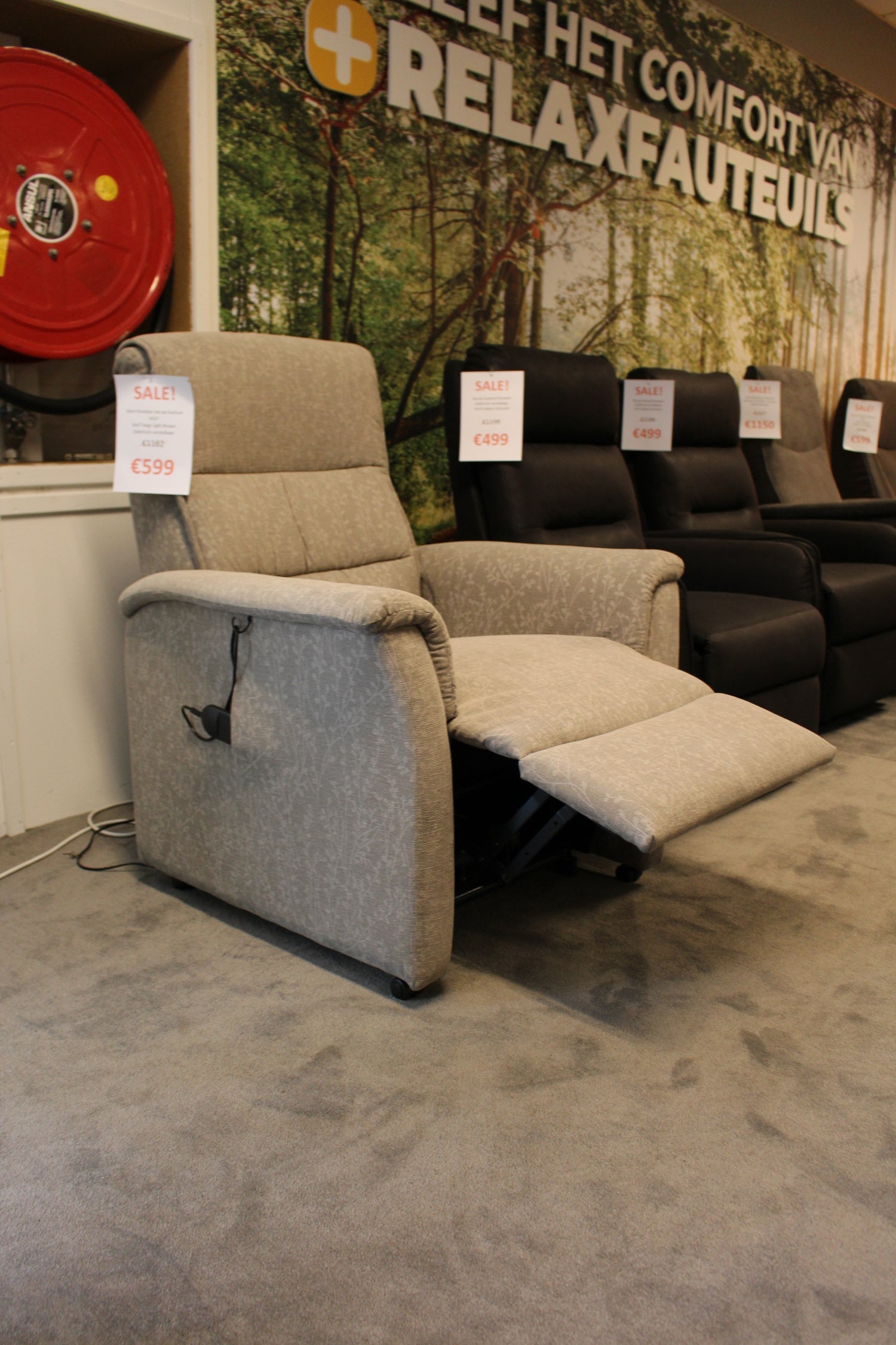 Hjort Knudsen Sta-op fauteuil 4437 - Twigs Light Brown - Elektrisch