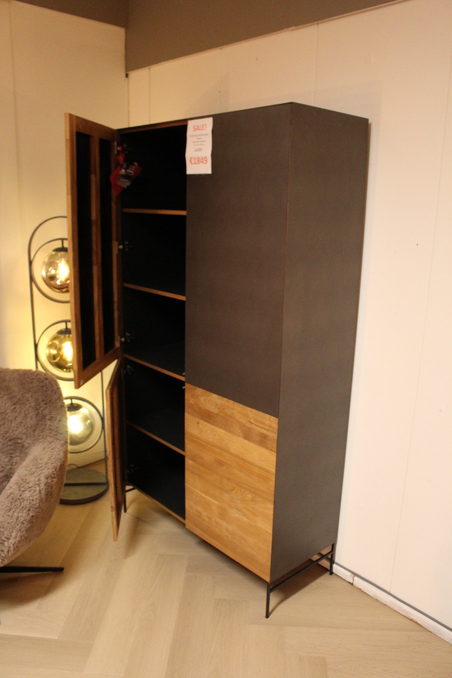 Tower Living - Pandora Cabinet - 111x45x202cm - Gerecycled Teakhout