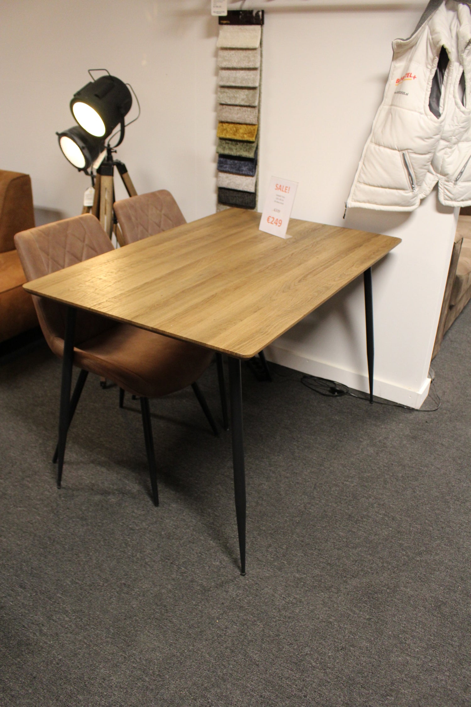 Eettafel Tony - 120x80cm - 3D eiken bruin