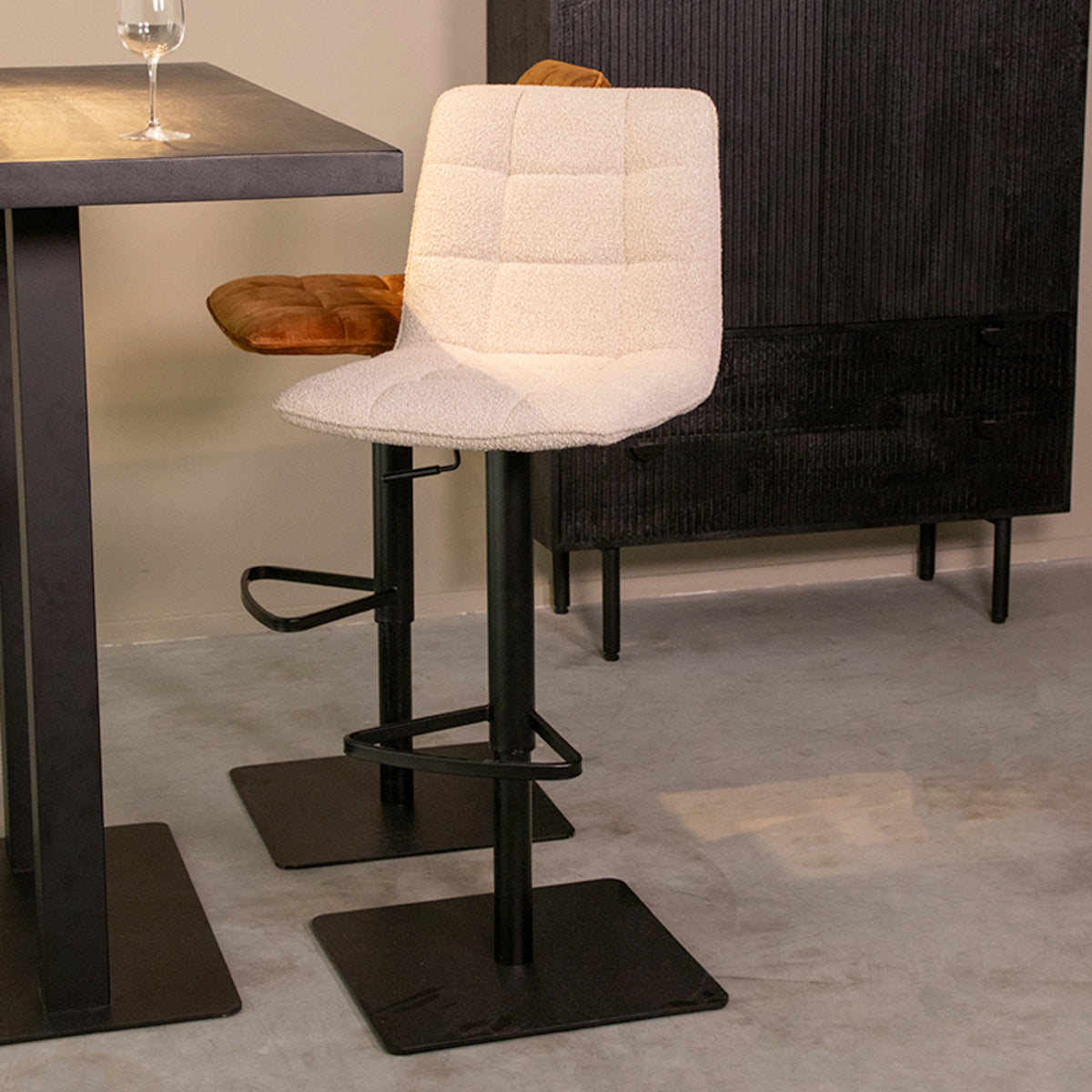 Bar stool Juul 45x56x88-113 cm