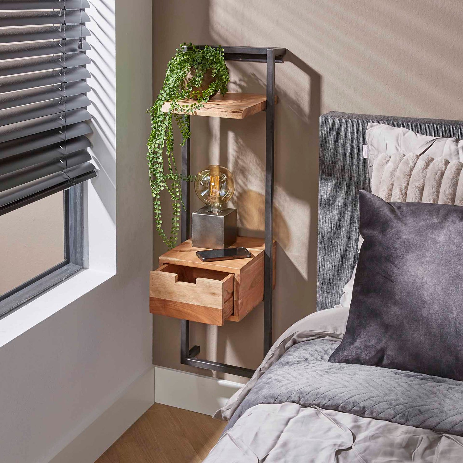 Nachtkastje Air Solid XS - 30x30x100 cm - Naturel - Acacia