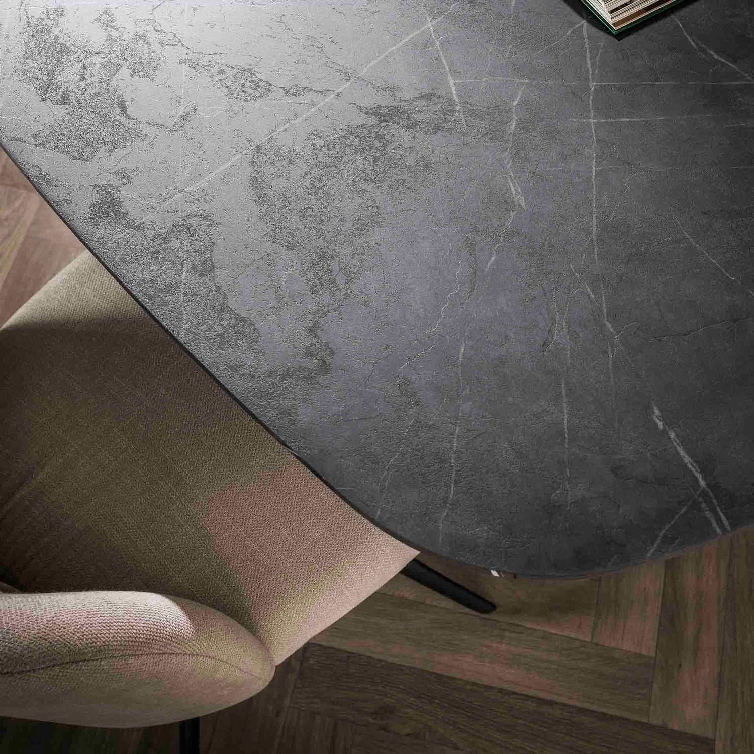 Eettafel Deens Ovaal - 180x90x77 cm - Zwart Bruin - Melamine