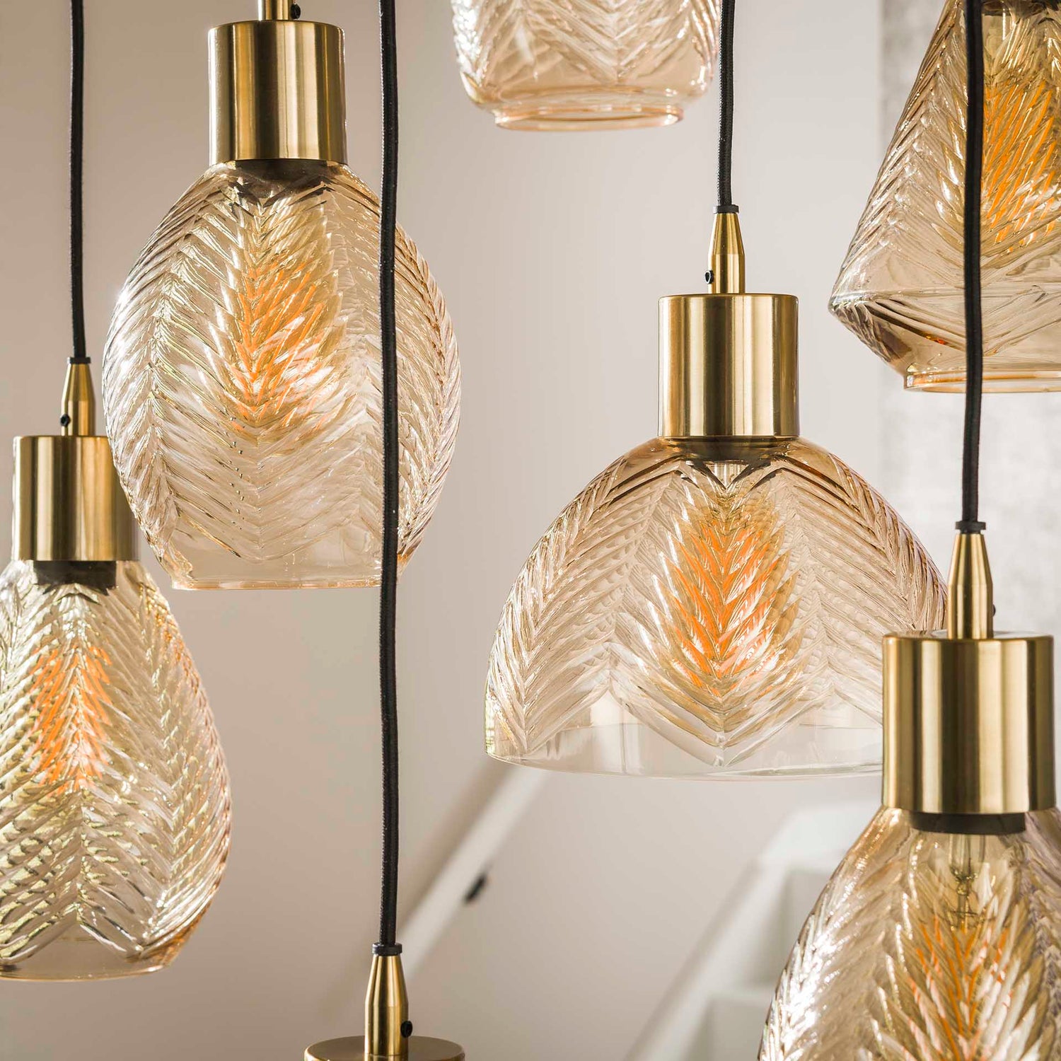 Hanglamp met 9 Lampen Leaf Getrapt - 60x60x180 cm - Amber - Glas