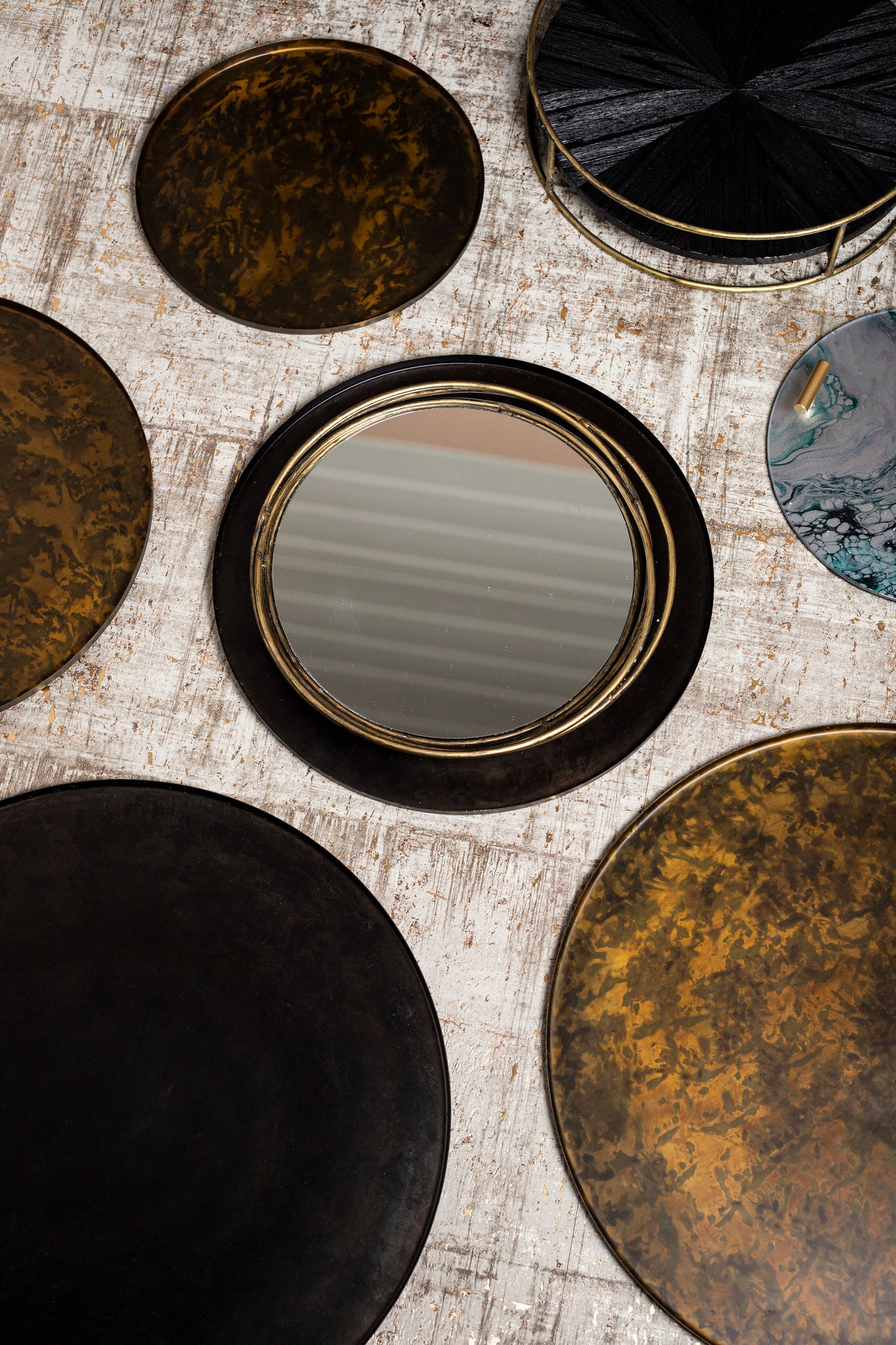 Cars Brass Antique Iron Tray Round L