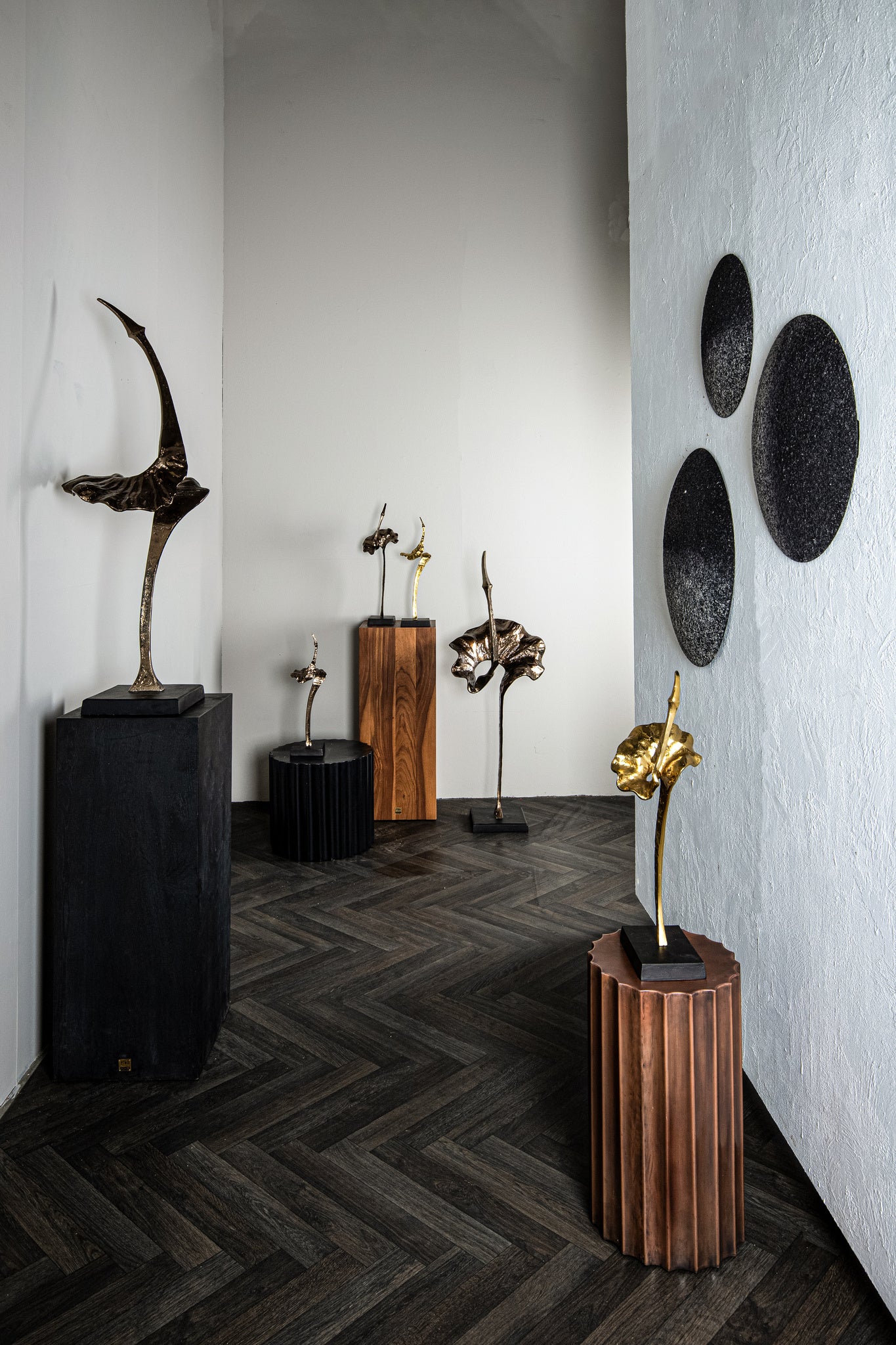 Yobie Brass Extreme Casted Alu Statue Black Base S