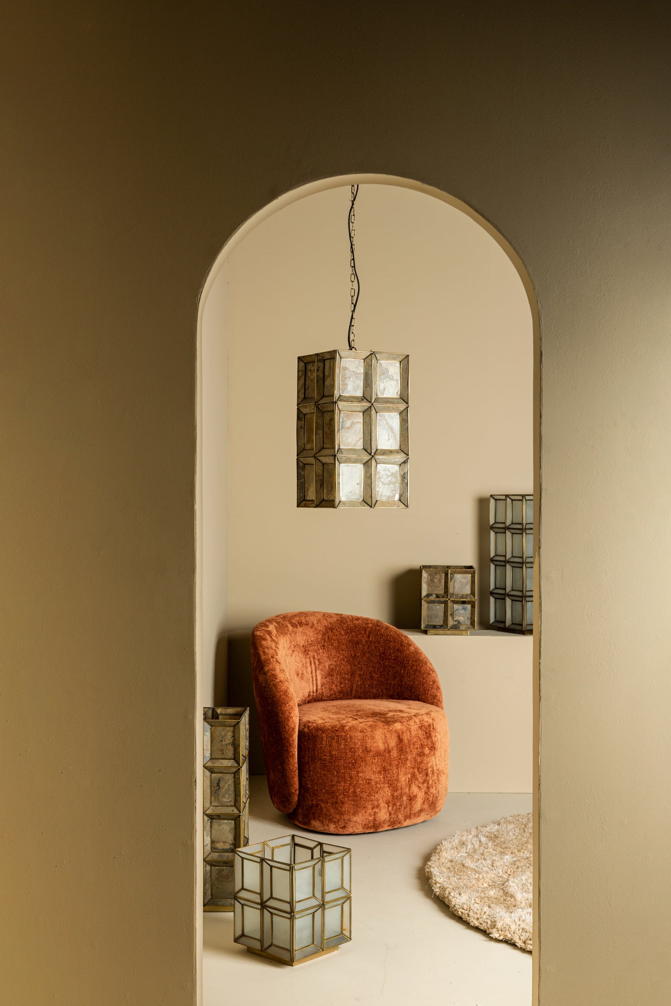 Layra White Milk Glass Table Lamp Antique Low