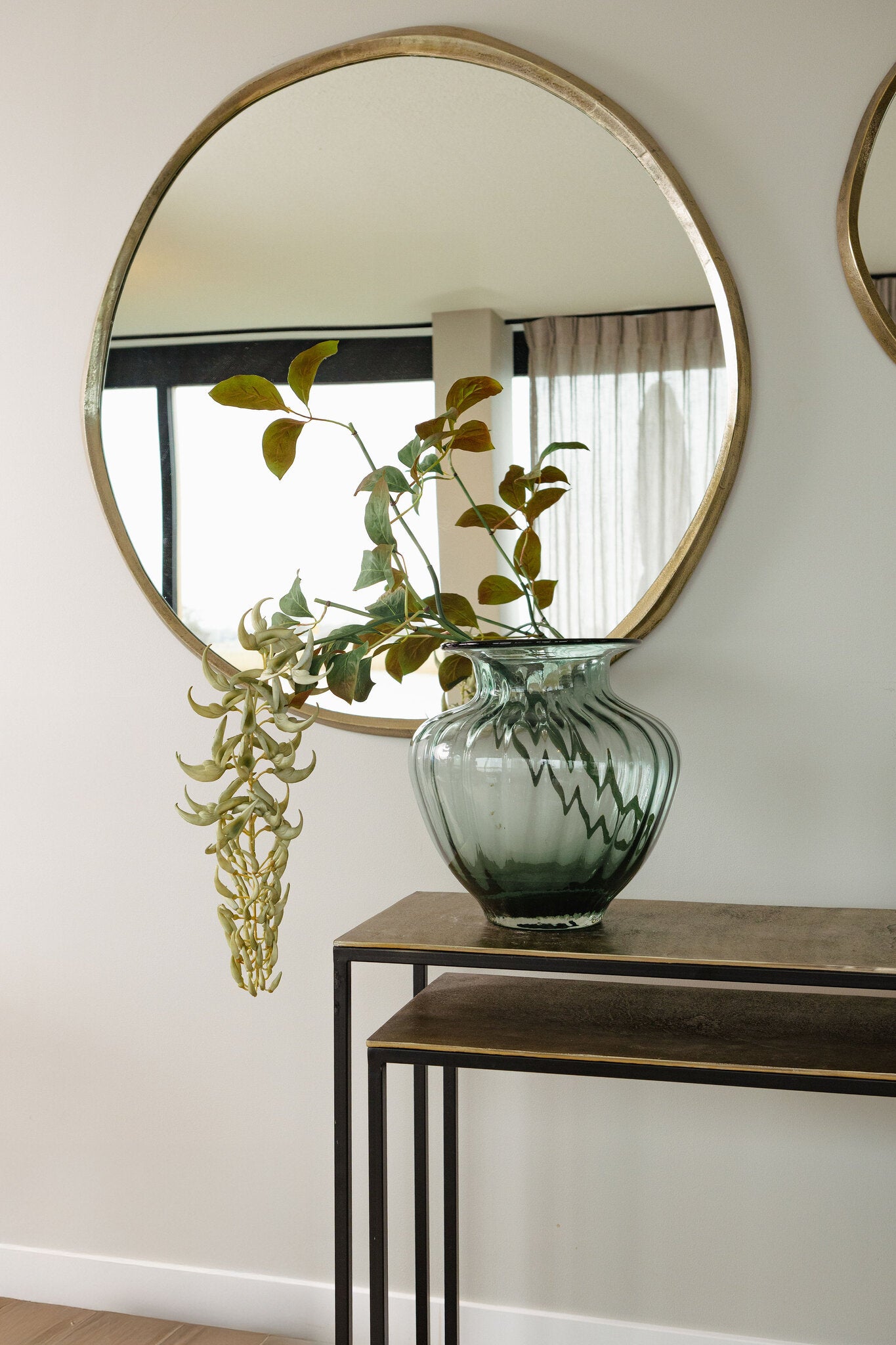 Limera Brass Alu Round Mirror Irregular Border L