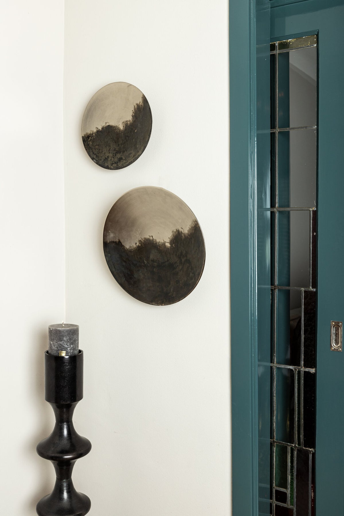 Taika Black Alu Round Candle Holder Tabs High
