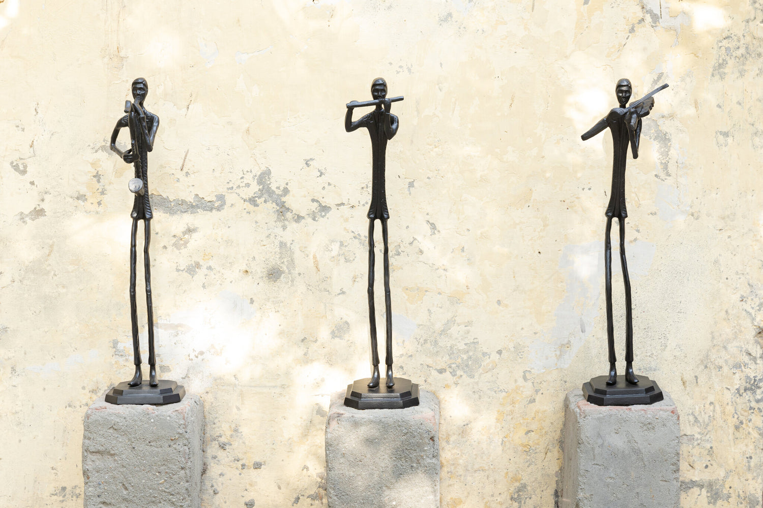 Kali Black Casted Alu Statue Man With Flute