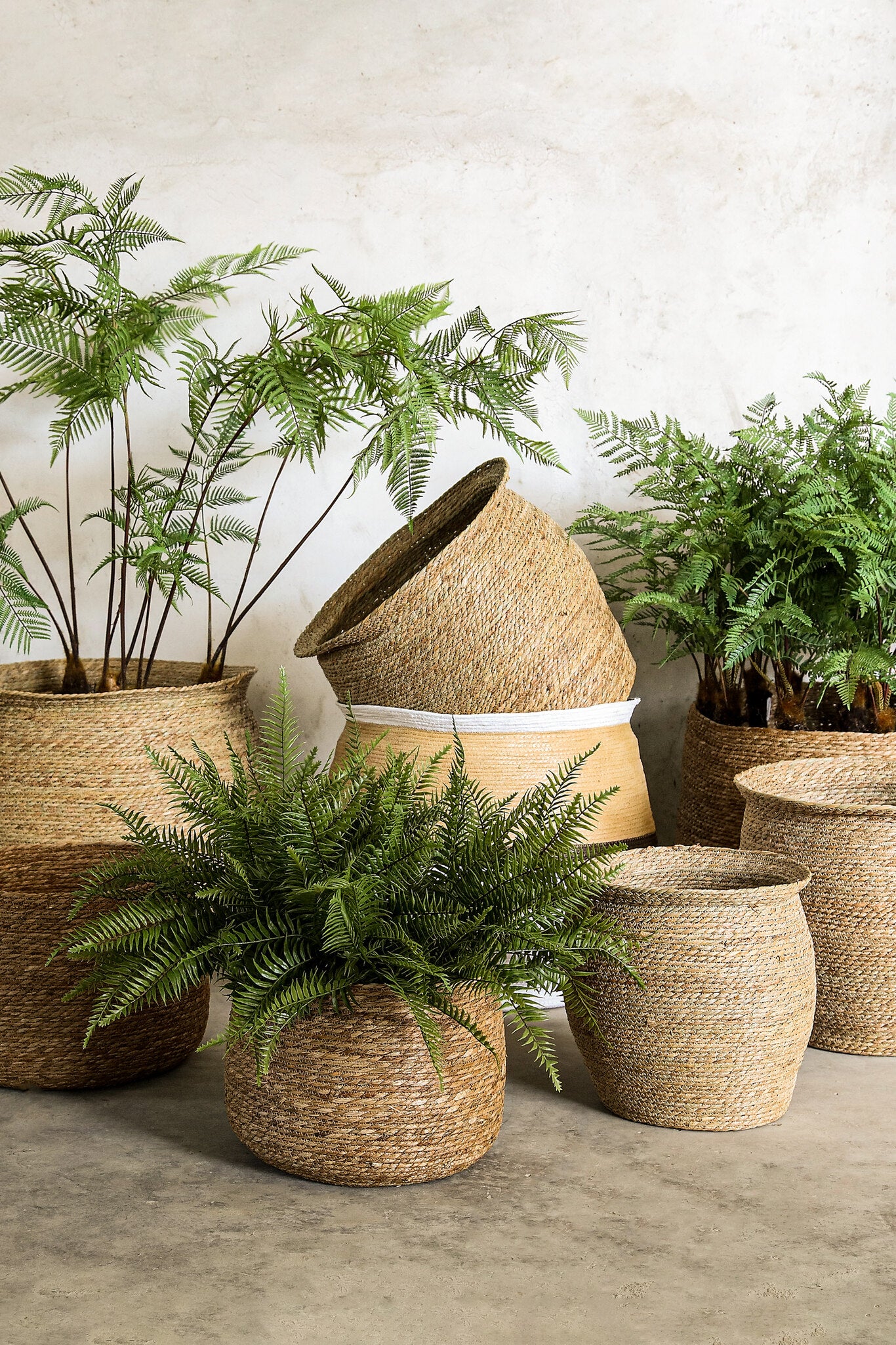 Melano Brown Paper Rope Round Basket W Lines SV3