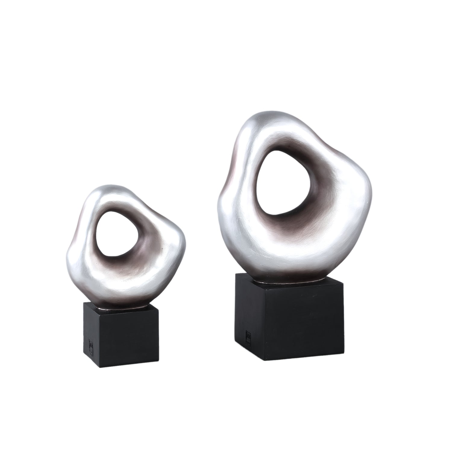 Dolcey Silver Poly Organic Shaped Statue On Base L