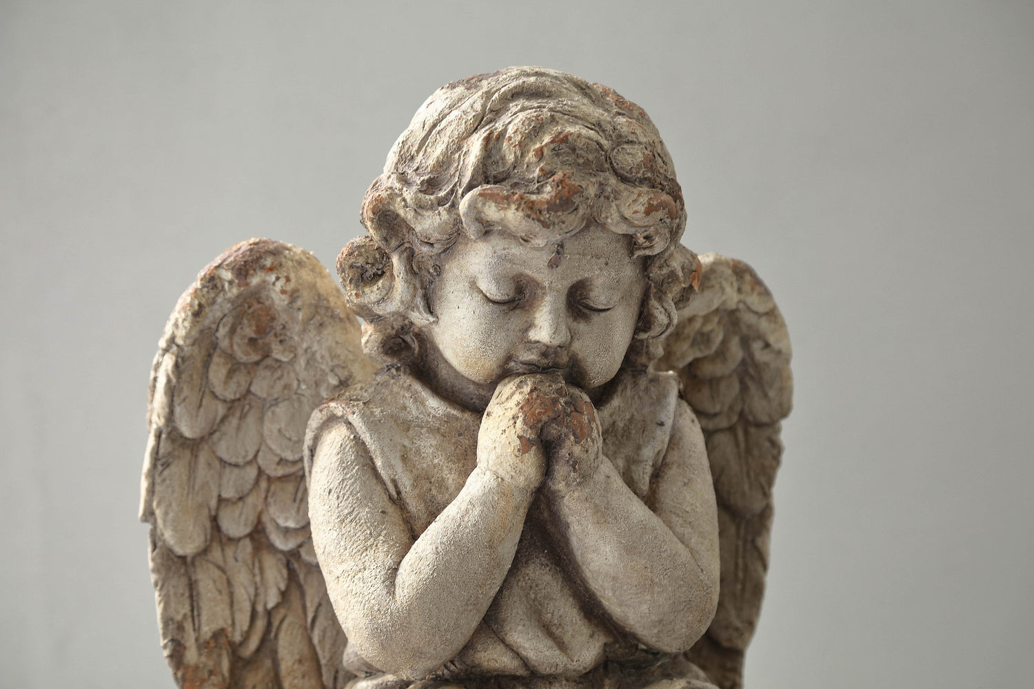 Johdie Cream Magnesia Angel Statue