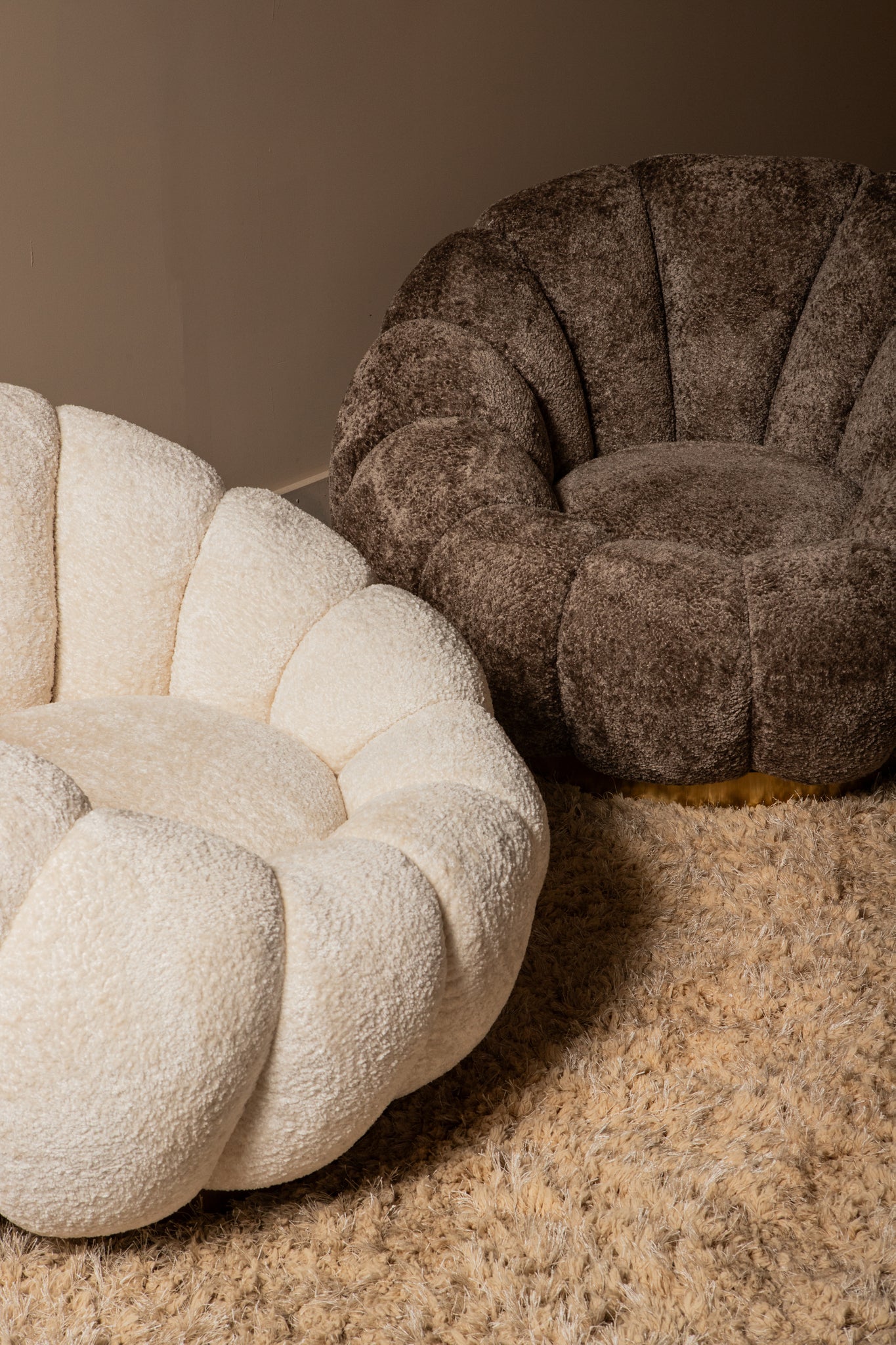 Daisy Fauteuil Antelope Euphoria 6 Gold Base