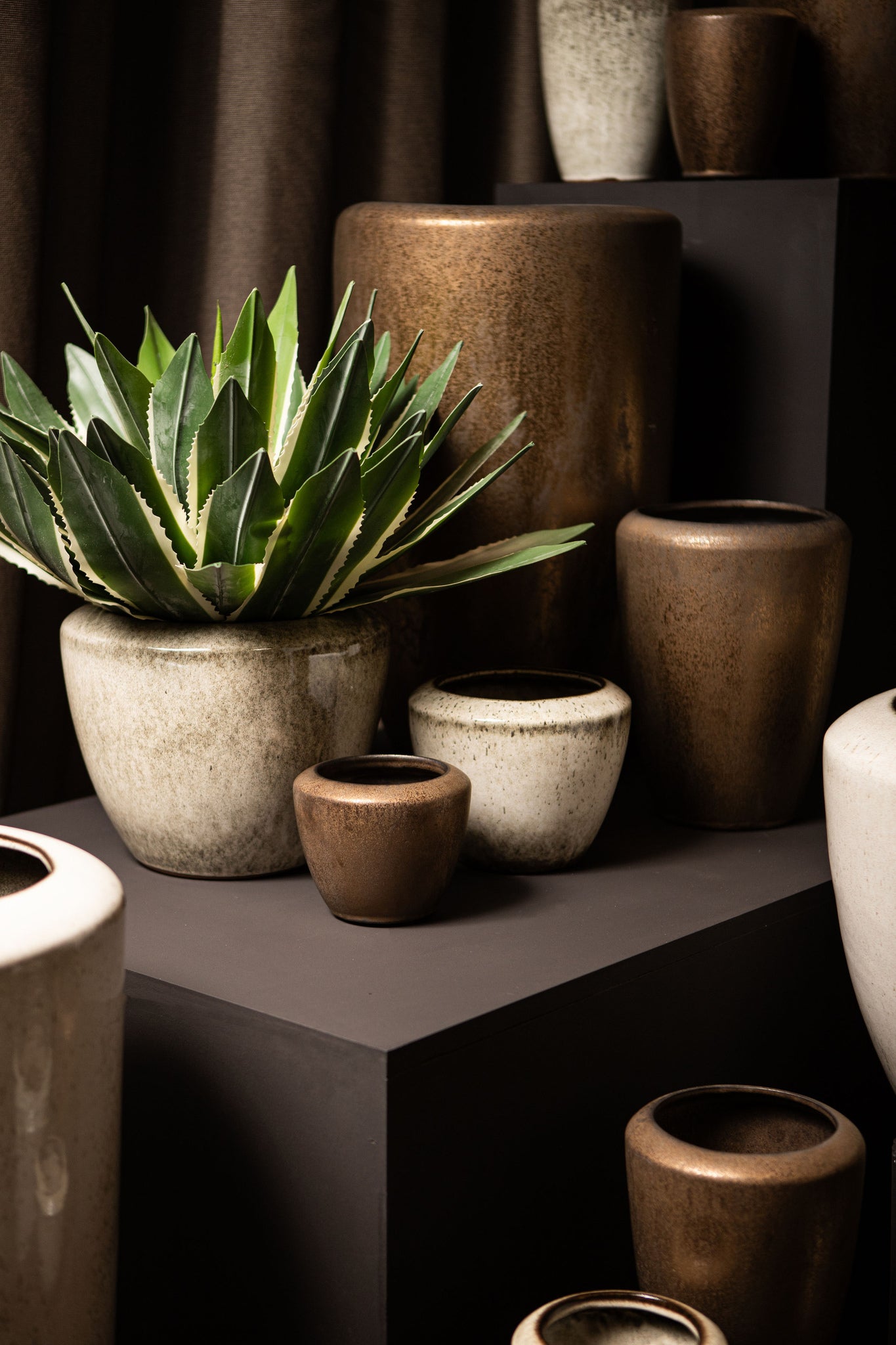 Kyleigh Beige Round Ceramic Pot Smooth High XL