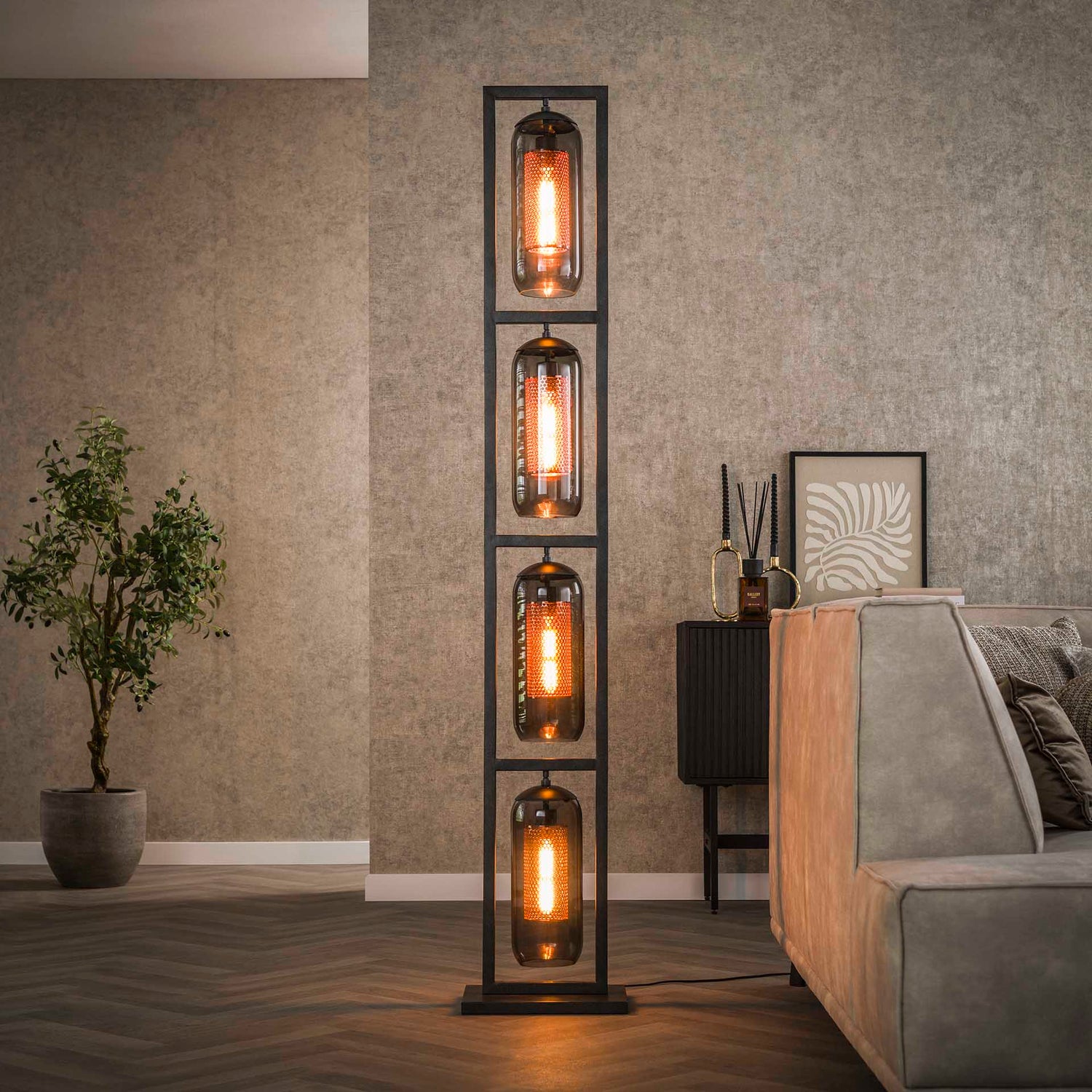 Vloerlamp 4L Tower Smoke Glas - 34x23x190 cm - Artic Zwart - Geperforeerd Staal