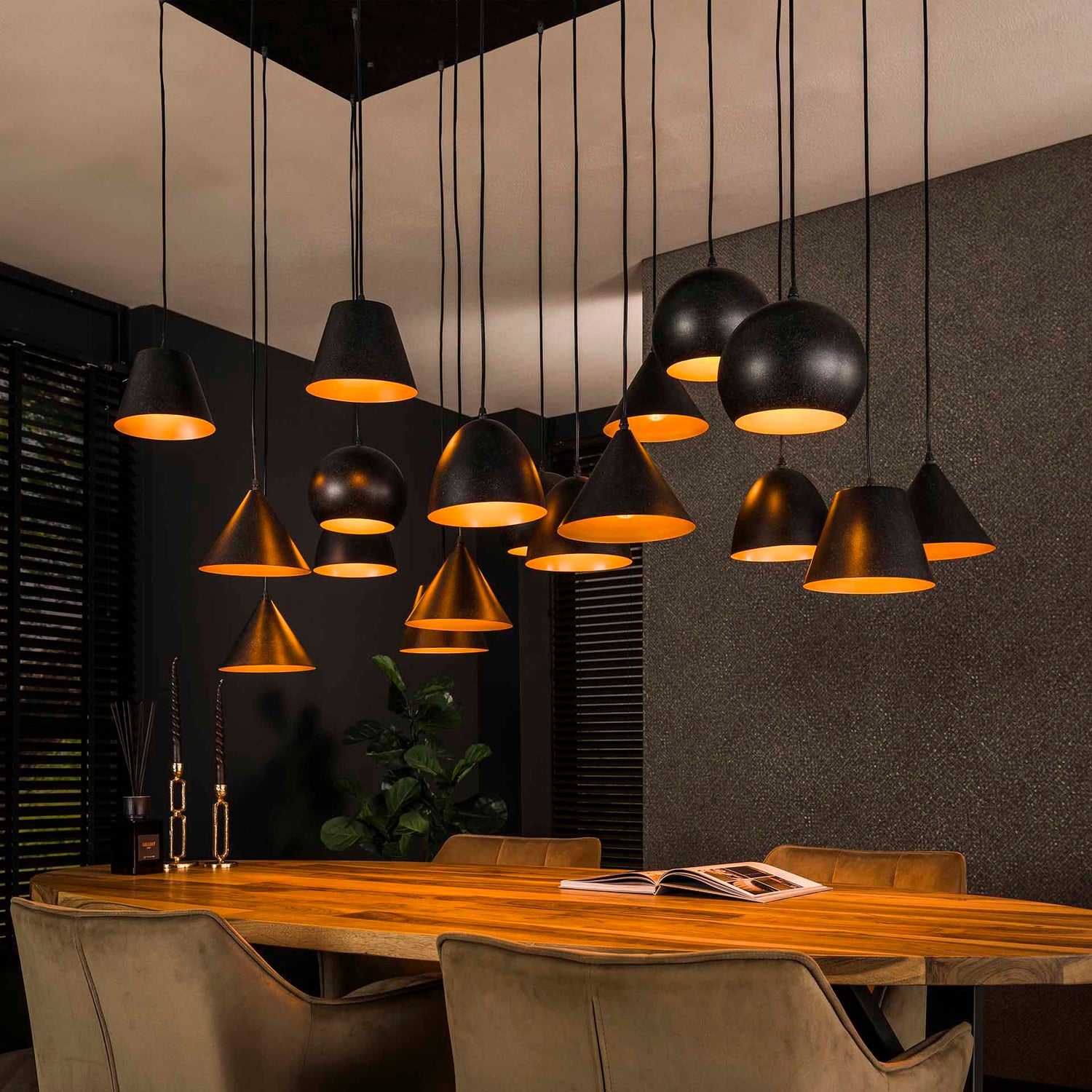 Hanglamp met 18 lampen XXL metalen kap - 145x60x150 cm - Artic Zwart - Metaal