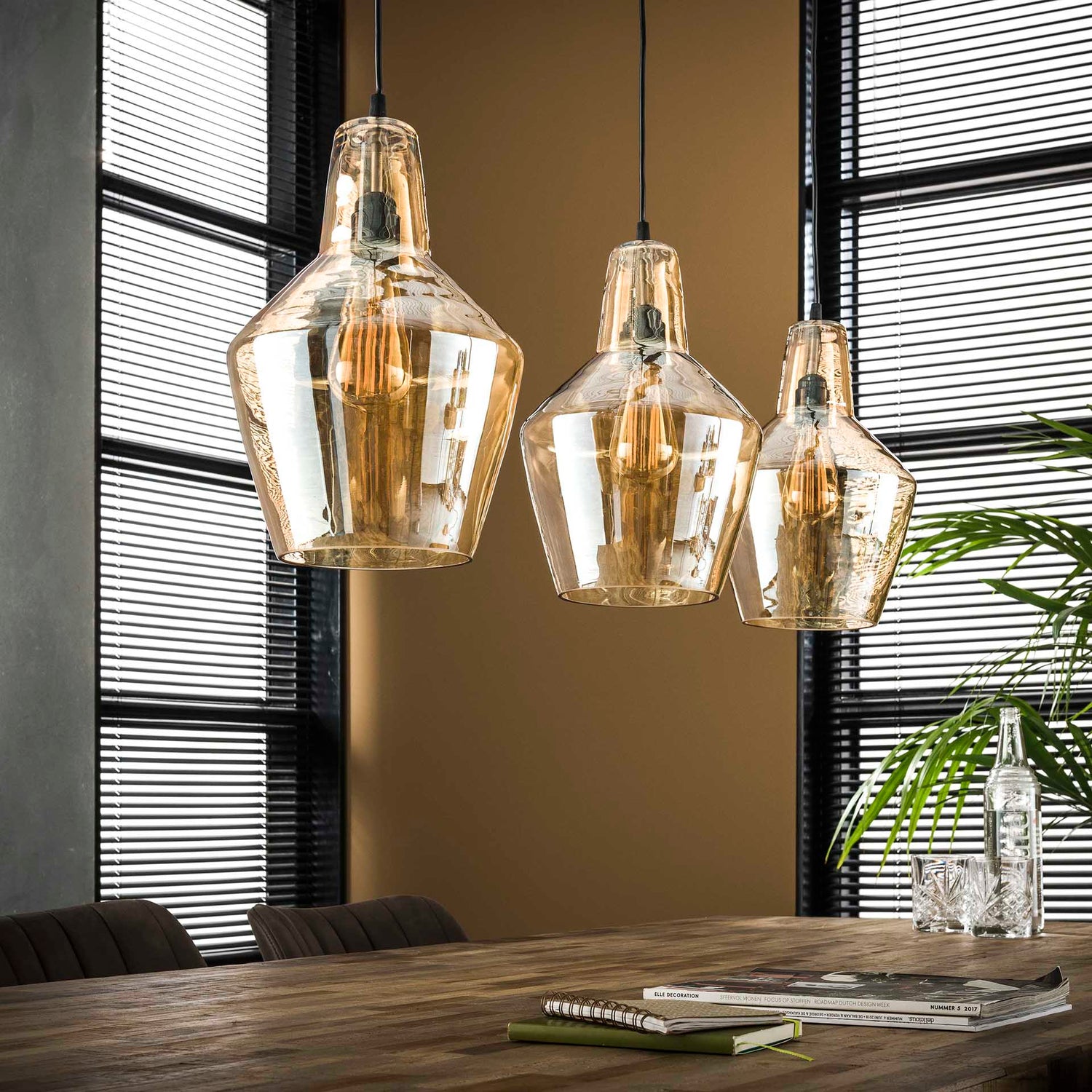 Hanglamp met 3 Lampen Amber Glas Kegel - 112x25x150 cm - Oud Zilver - Glas
