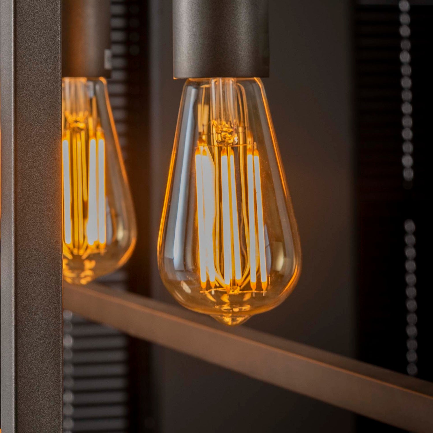 Lichtbron LED Filament Druppel - 6,4x6,4x14 cm - Amber - Glas