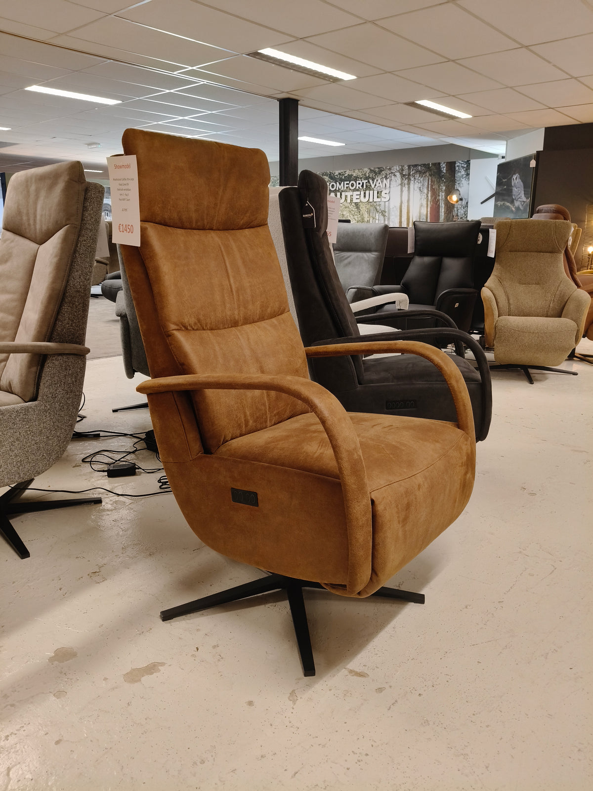 Relaxfauteuil Cadillac Xtra-Large - Paola Camel 09 - Elektrisch verstelbaar