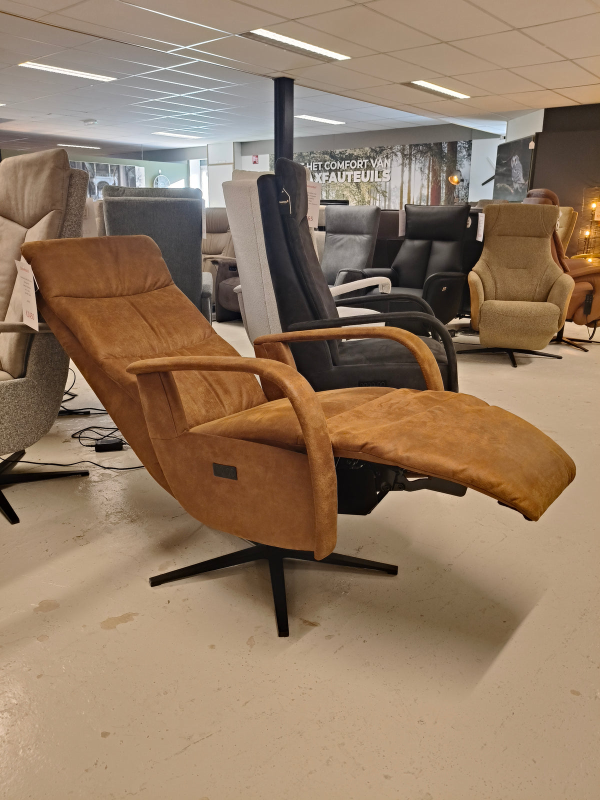Relaxfauteuil Cadillac Xtra-Large - Paola Camel 09 - Elektrisch verstelbaar